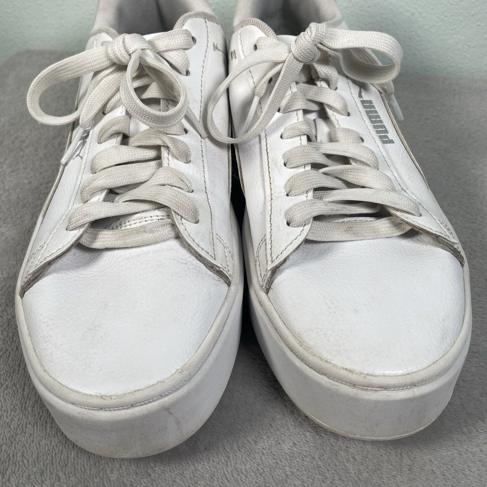 PUMA Women’s Smash Platform v3 Sneakers Size 9 Soft Foam Comfort