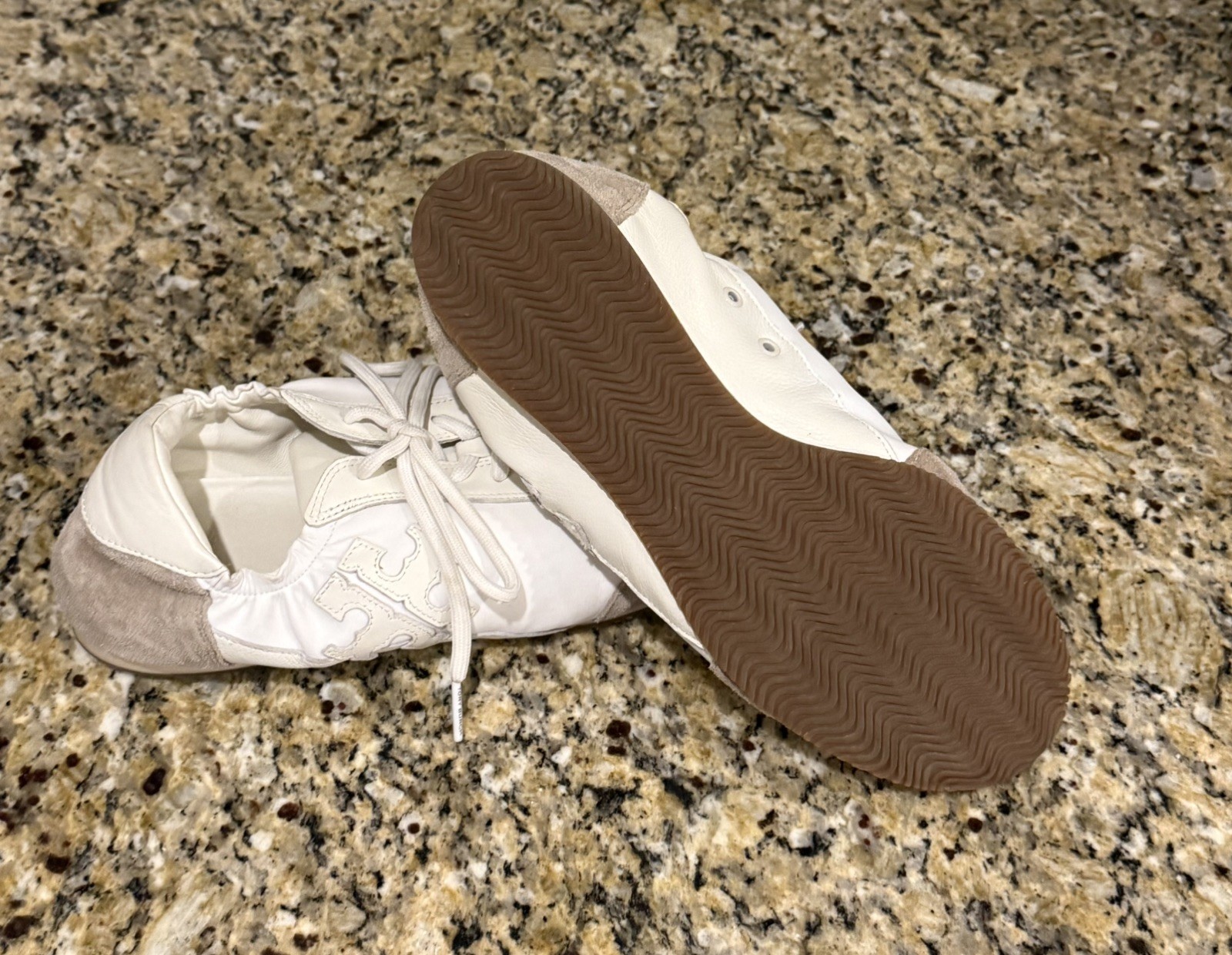 Tory Burch Women 9.5M Sneaker Nylon Calf Leather White Ivory Cerbiatto 100 Shoes