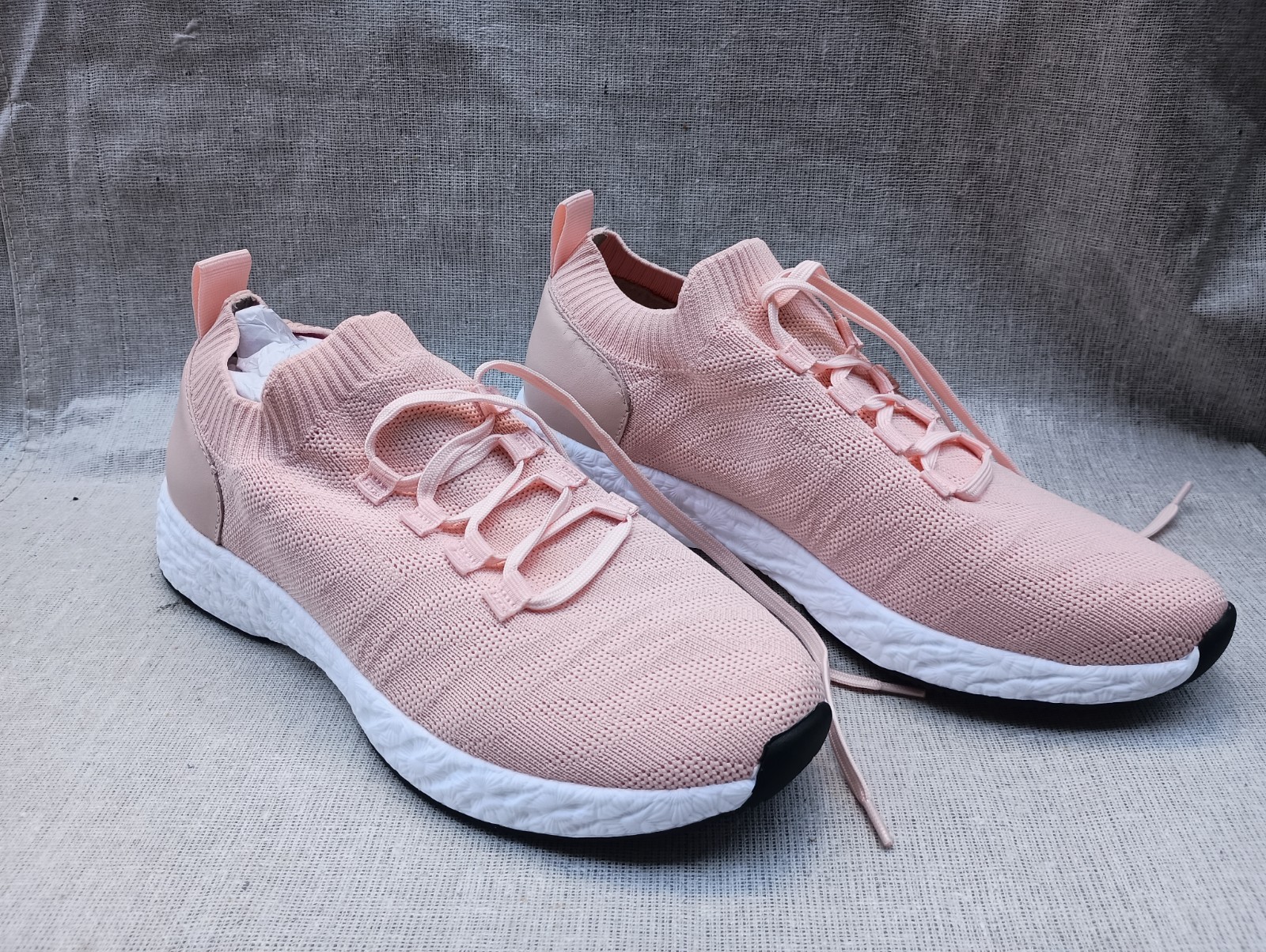 Antonio Melani Lia Ann Salmon Pink Knit Sneakers Comfort Walking Run Shoes 7.5M