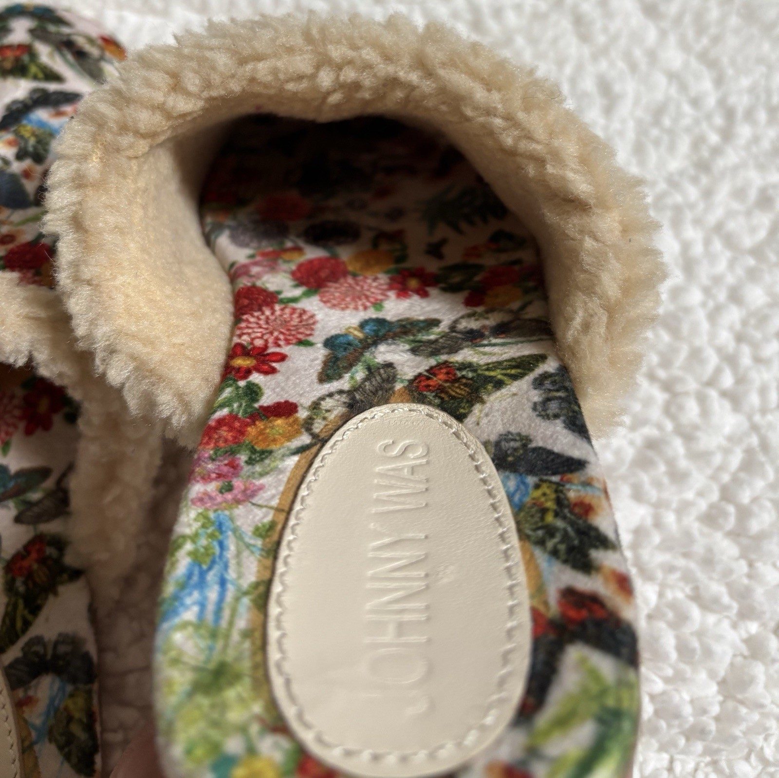 Johnny Was Indi house Slipper Size 7 Butterfly Floral