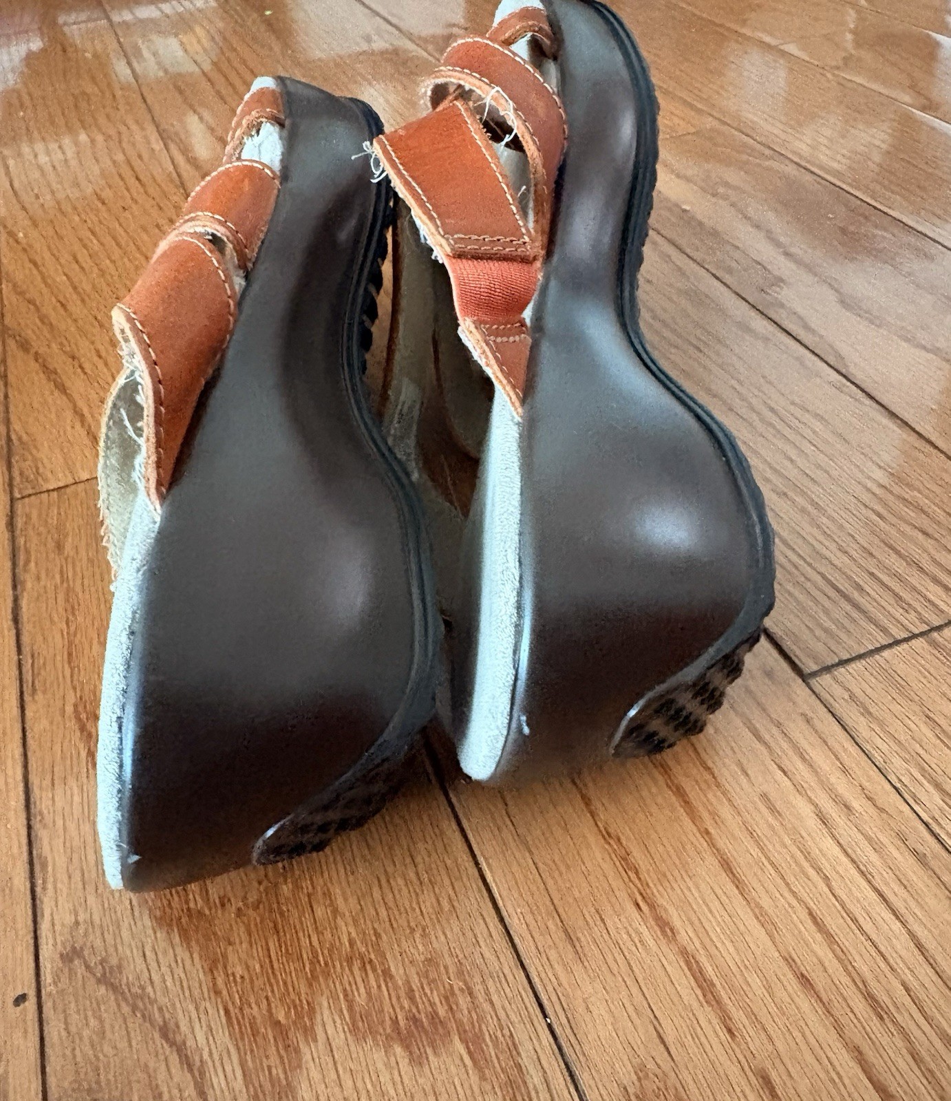 Bass Womens Brown Leather Wedge Thong Slip-On Sandals Comfort US 8 M