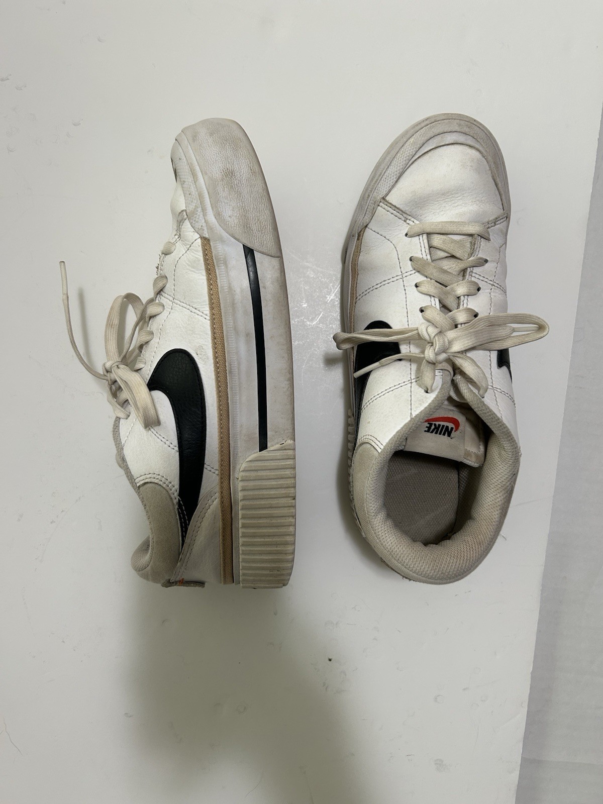 Nike Court Legacy Low Top White Black Beige Lace-Up Athletic Sneakers DM7590-100
