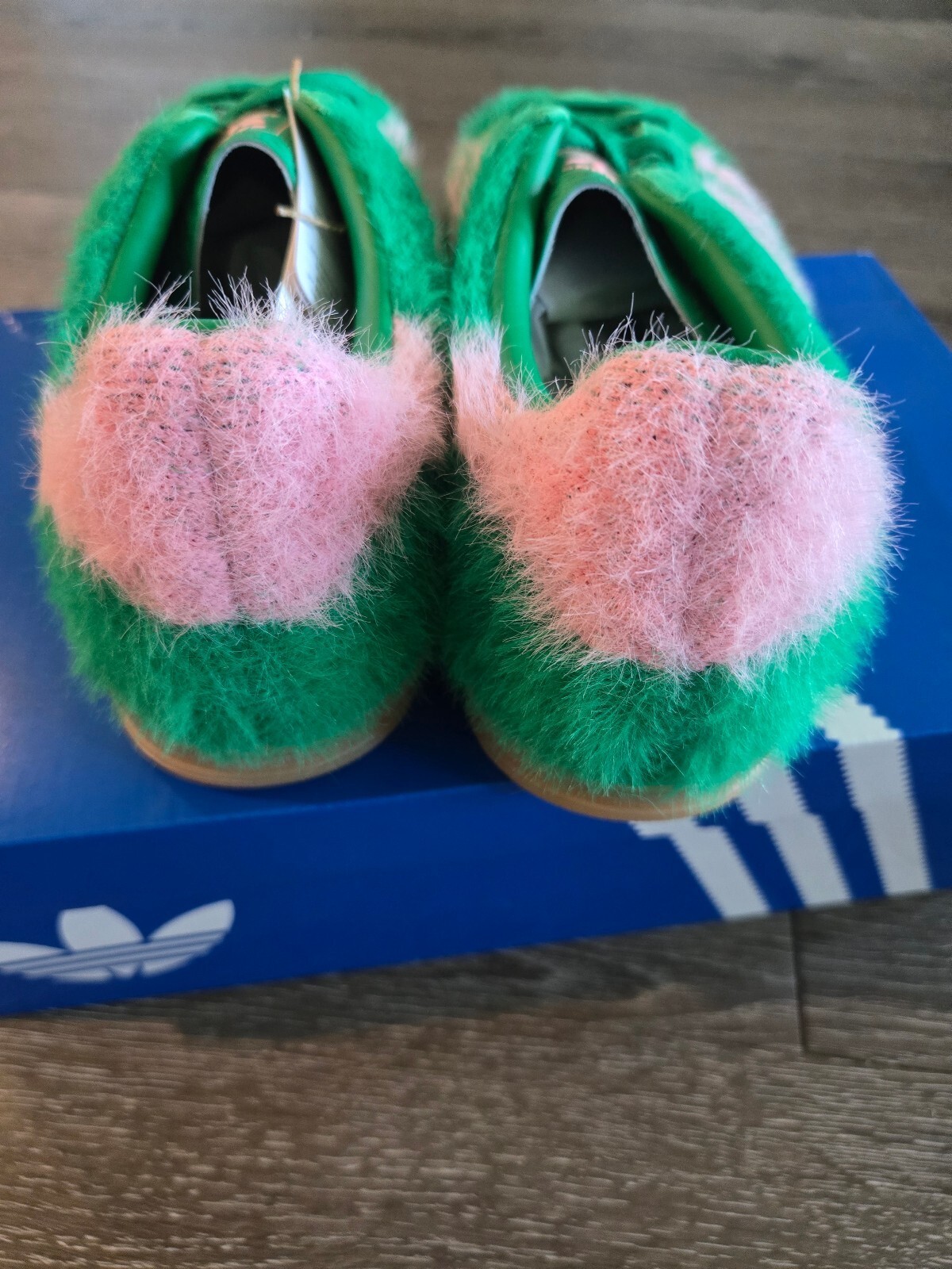adidas Gazelle Indoor W Fuzzy Green Pink Gum Women’s Size 8 JP8342 NIB