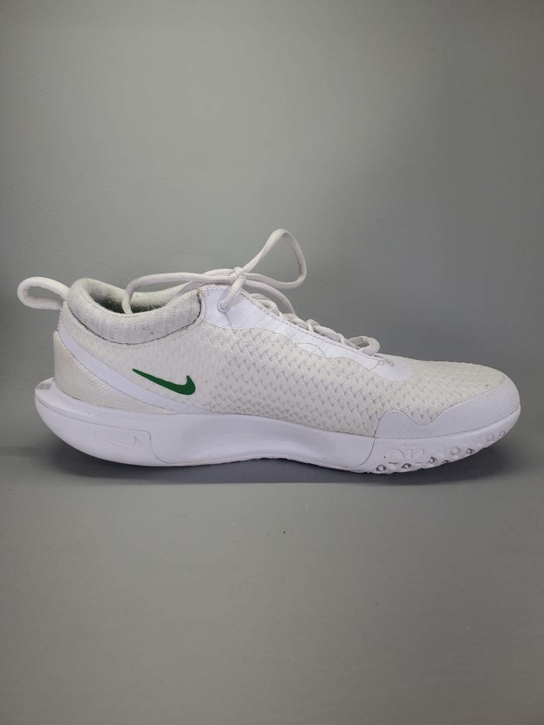 Nike Court Air Zoom Pro 8mm Womens 9.5 Off White Green Tennis Shoes DV3285-103