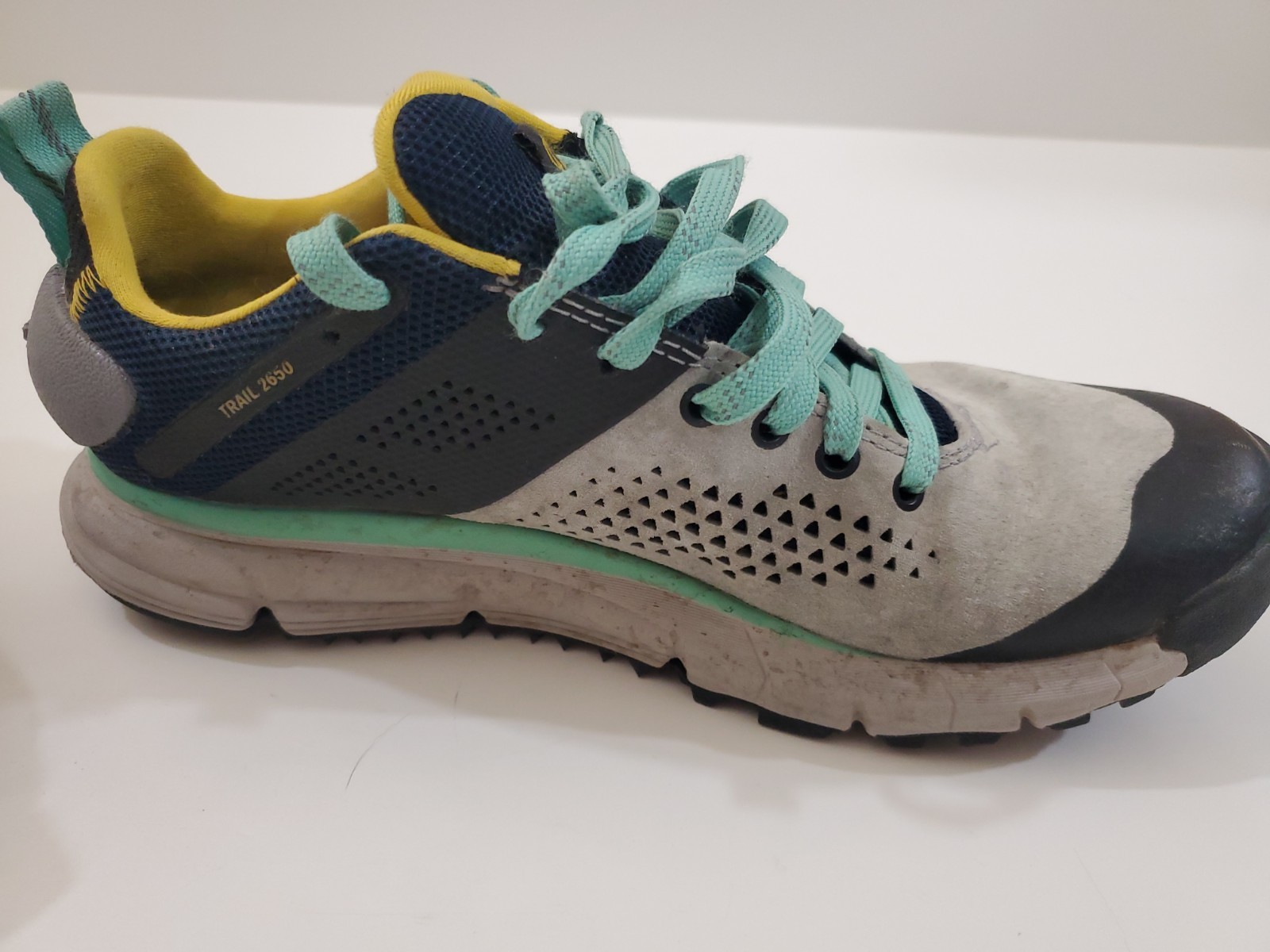 Danner Women’s Size 8 Trail 2650 Gray/Blue/Spectra Yellow 3″ Hiking Sneakers