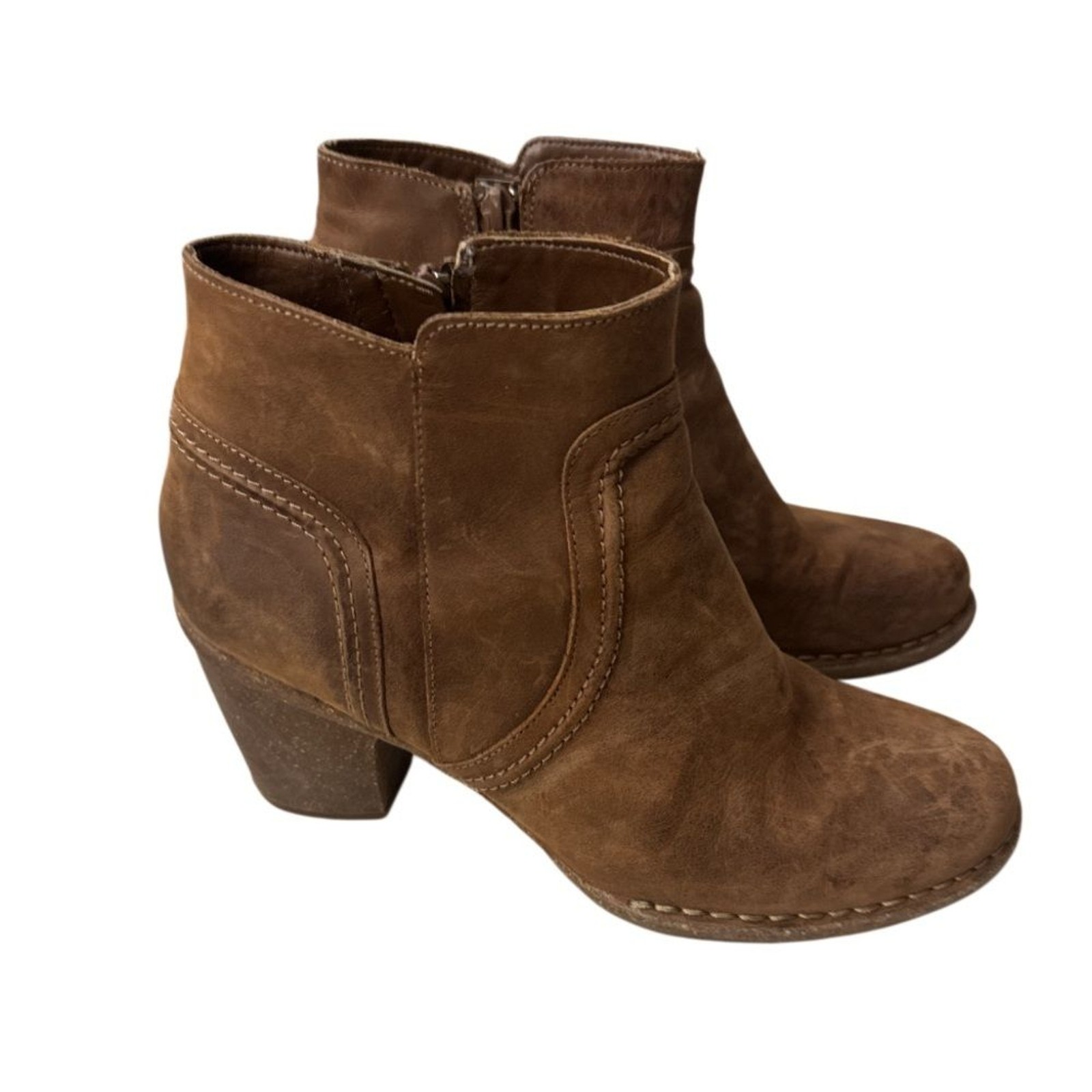 Clarks Carleta Paris Oiled Nubuck Leather Women’s Brown Ankle Boots – Size 10