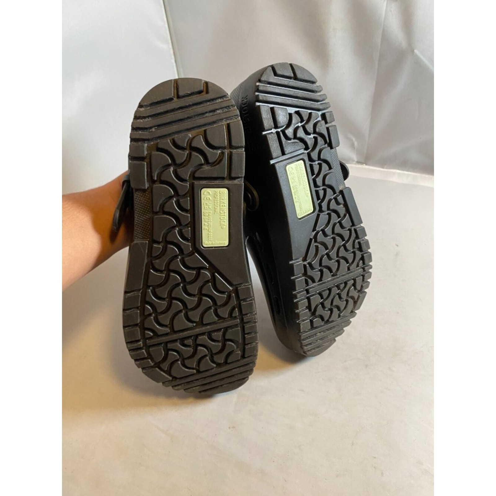 Birkenstock Birki air 2 Black Clogs 37regular width. Adjustable back strap