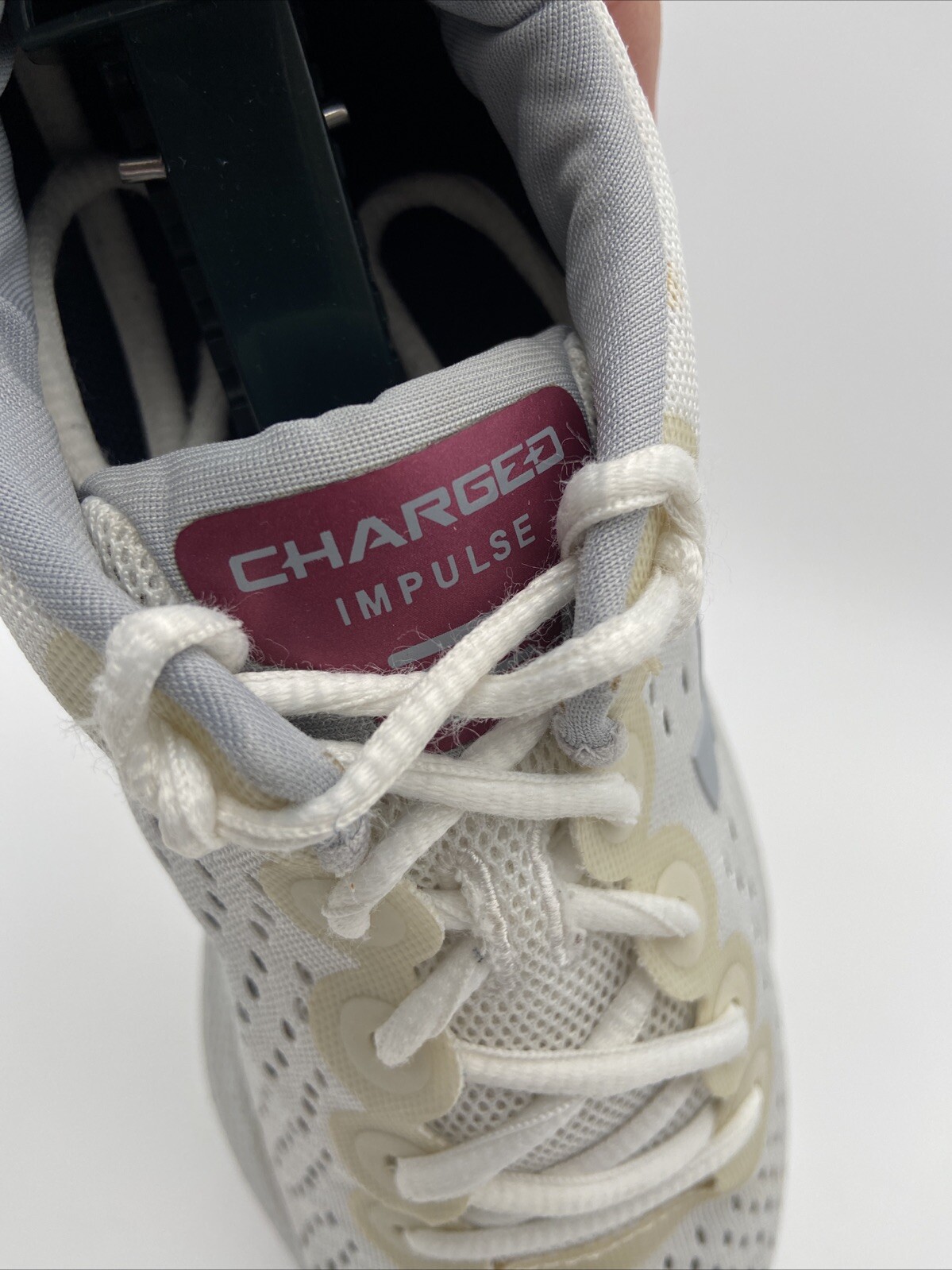 Under Armour Womens Charged Impulse White Athletic Shoes 9 Medium (B,M) #Y
