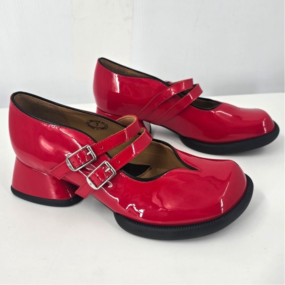 John Fluevog Amber Double Strap Mary Janes Red Patent Leather New in Box Size 7