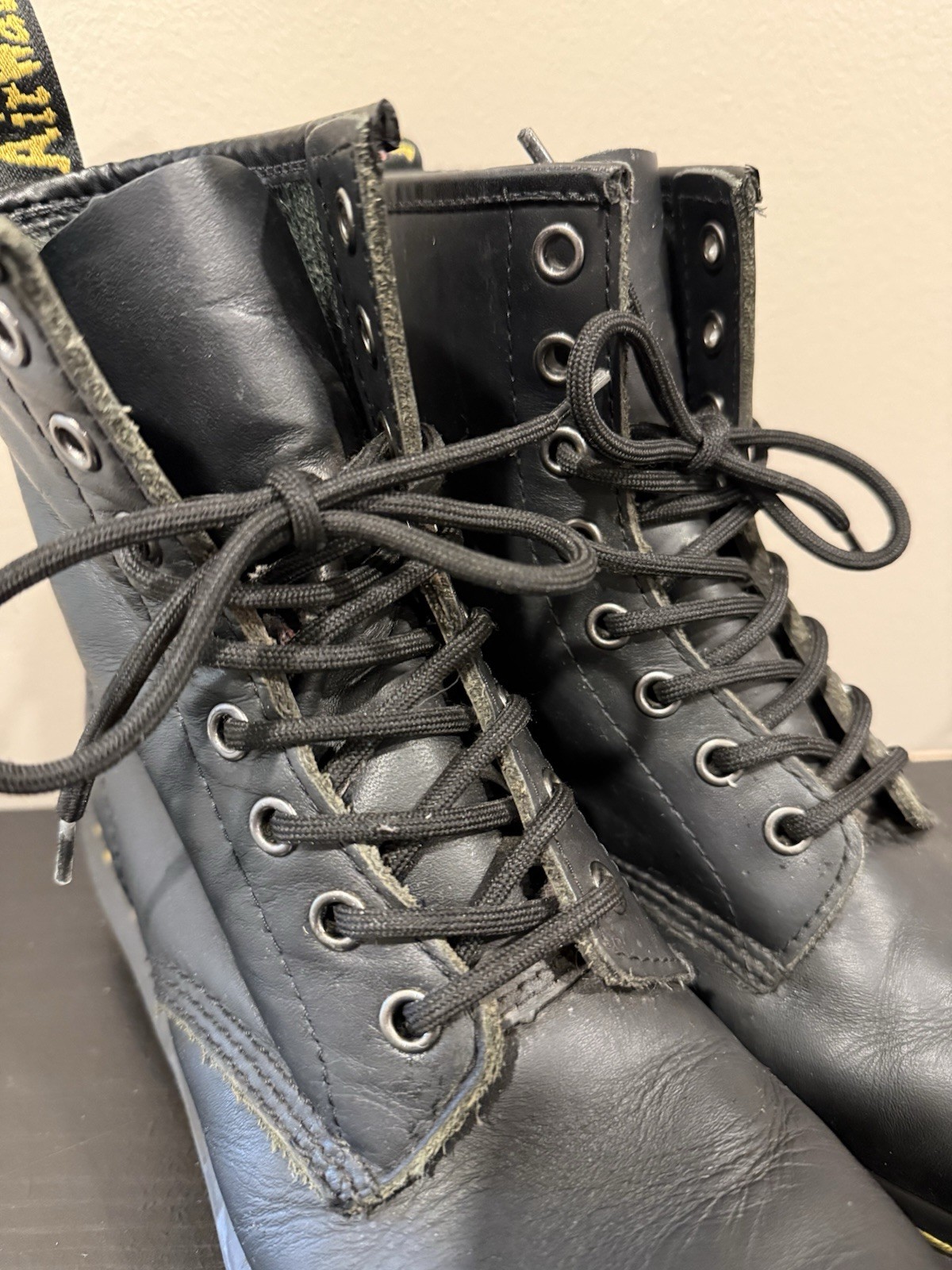 Dr. Martens Women’s Original Smooth Leather Lace Up Boots – Black, Size 7 US