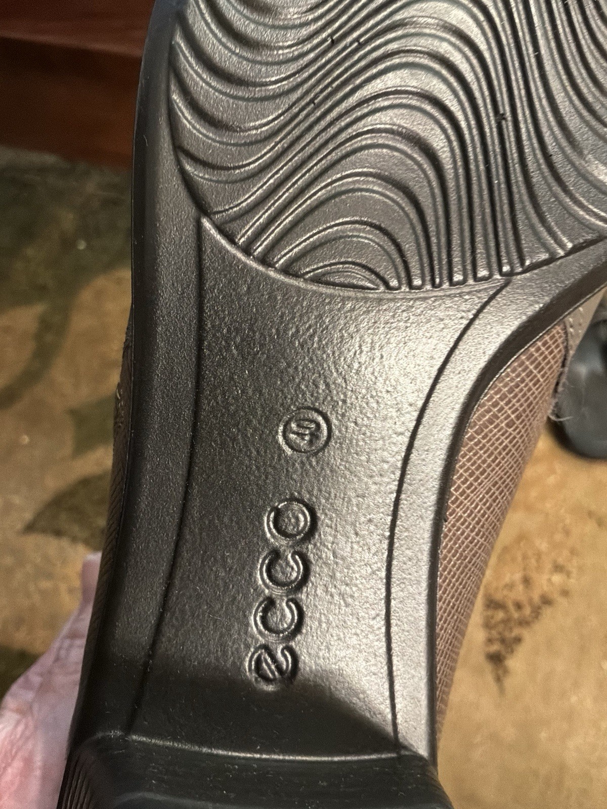 New Ecco touch 36 warm grey leather boots. Sz40. RT$179.