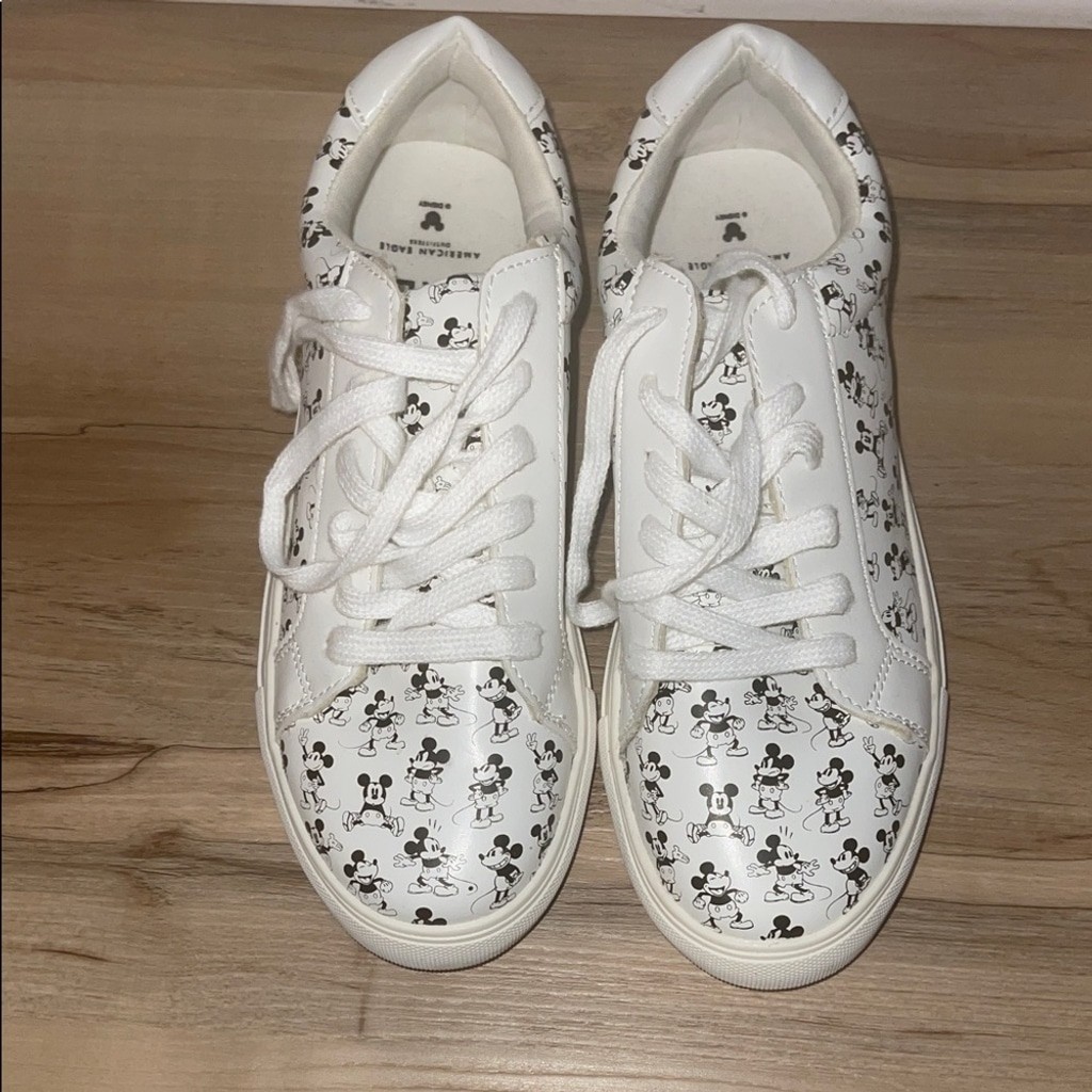 Disney x American Eagle Mickey Mouse Sneakers – White Canvas – Size 7