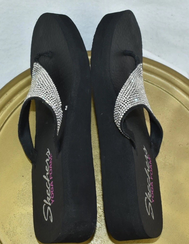 Skechers Vinyasa Women Sandals Size 8 Black Rhinestone Platform Slip On