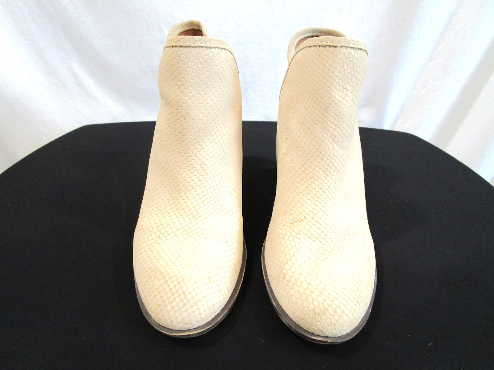 Lucky Brand Solid Beige Snake Print Leather Slip On Booties Women 8.5 M