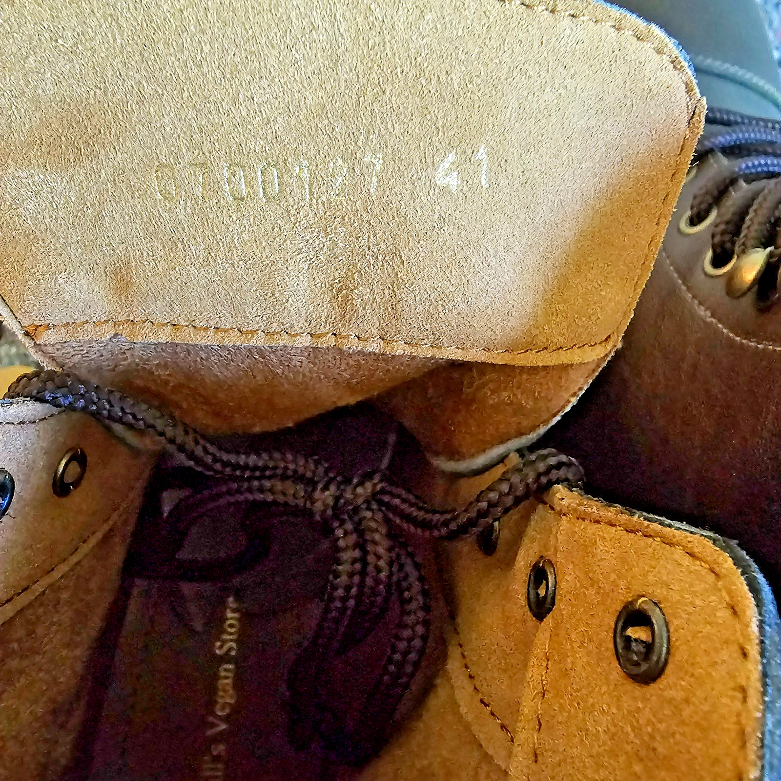 Will’s Vegan Shoes Dark Brown Vegan Leather Carbon-Neutral Work Boots Sz 9