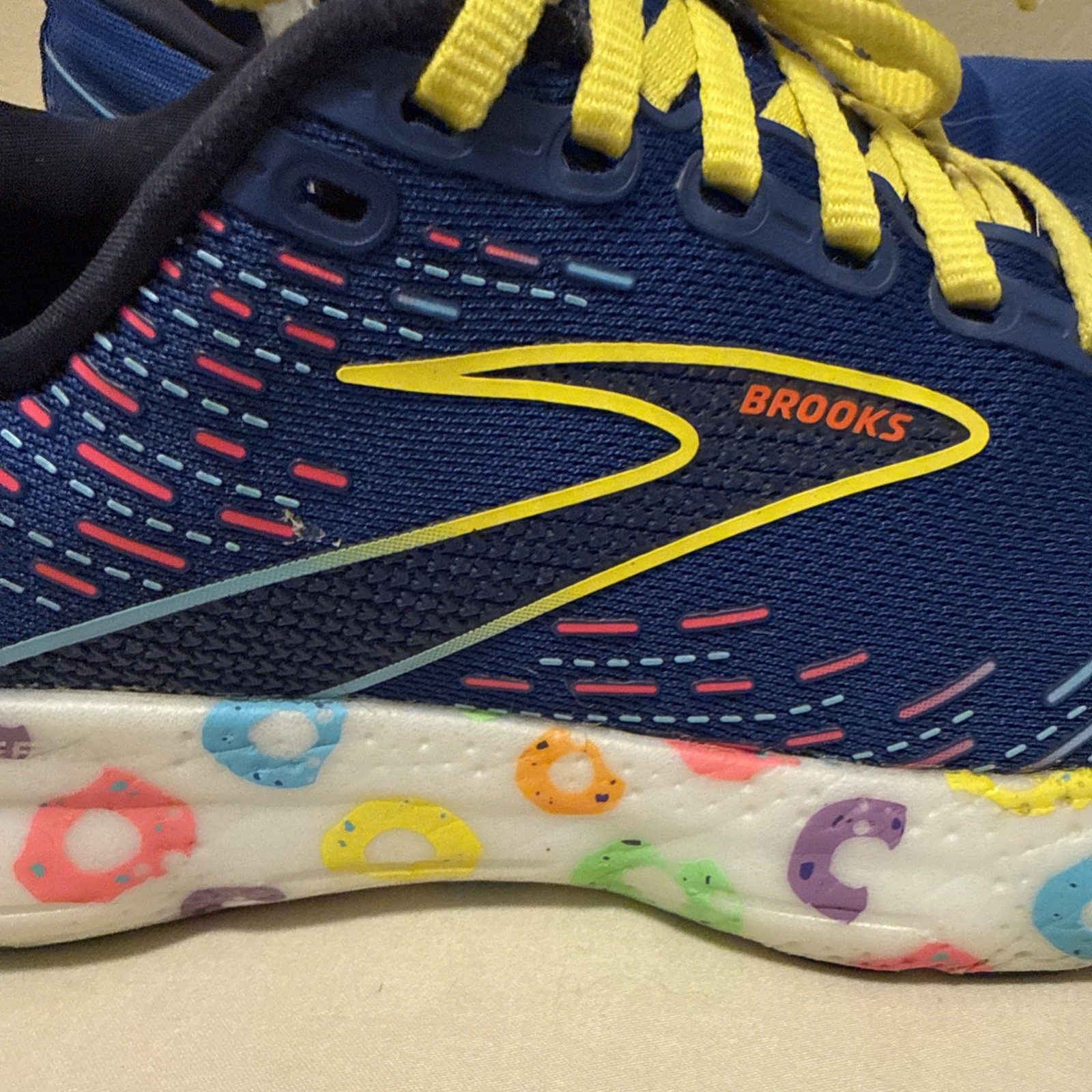 Brooks Glycerin 20 Womens Sneakers Sz 7.5M Bowl O’ Brooks Cereal Edition Shoes