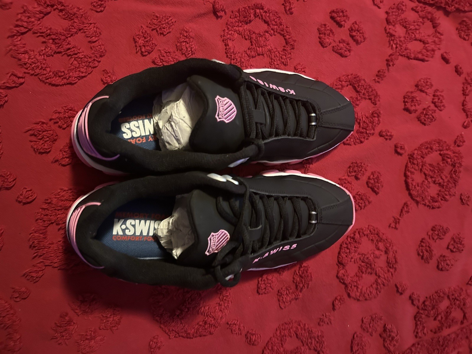 K-Swiss ST329 CMF Women’s Memory Foam Lace-Up Low Top Sneakers Black/Pink/White