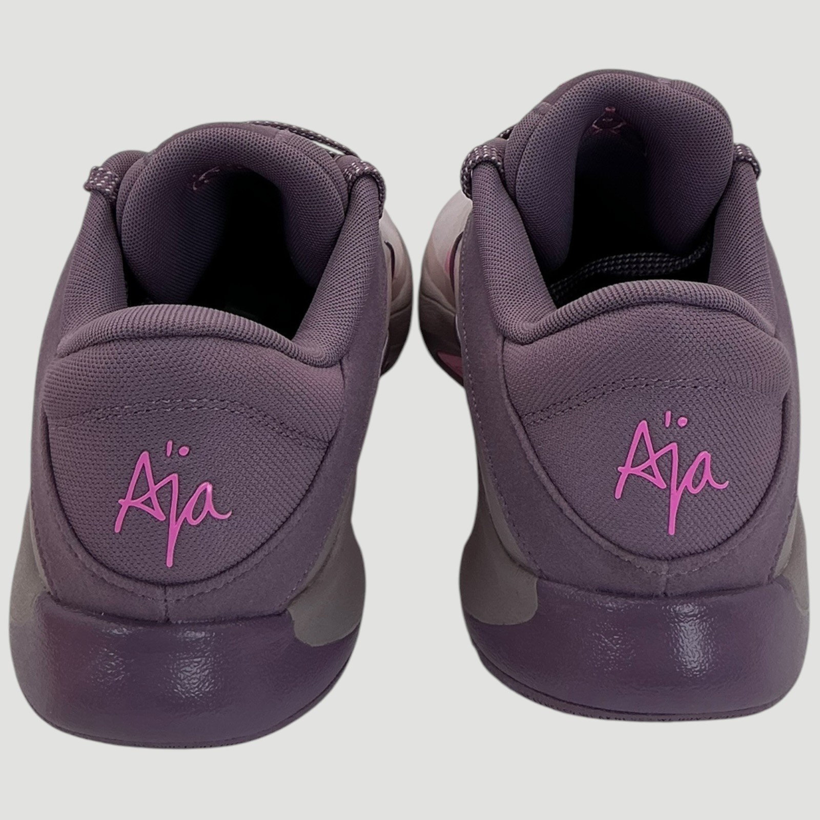 Nike A’One «Dog Mom» Women’s Size 11 Violet Dust/Pink Spell Basketball Shoe NWOB