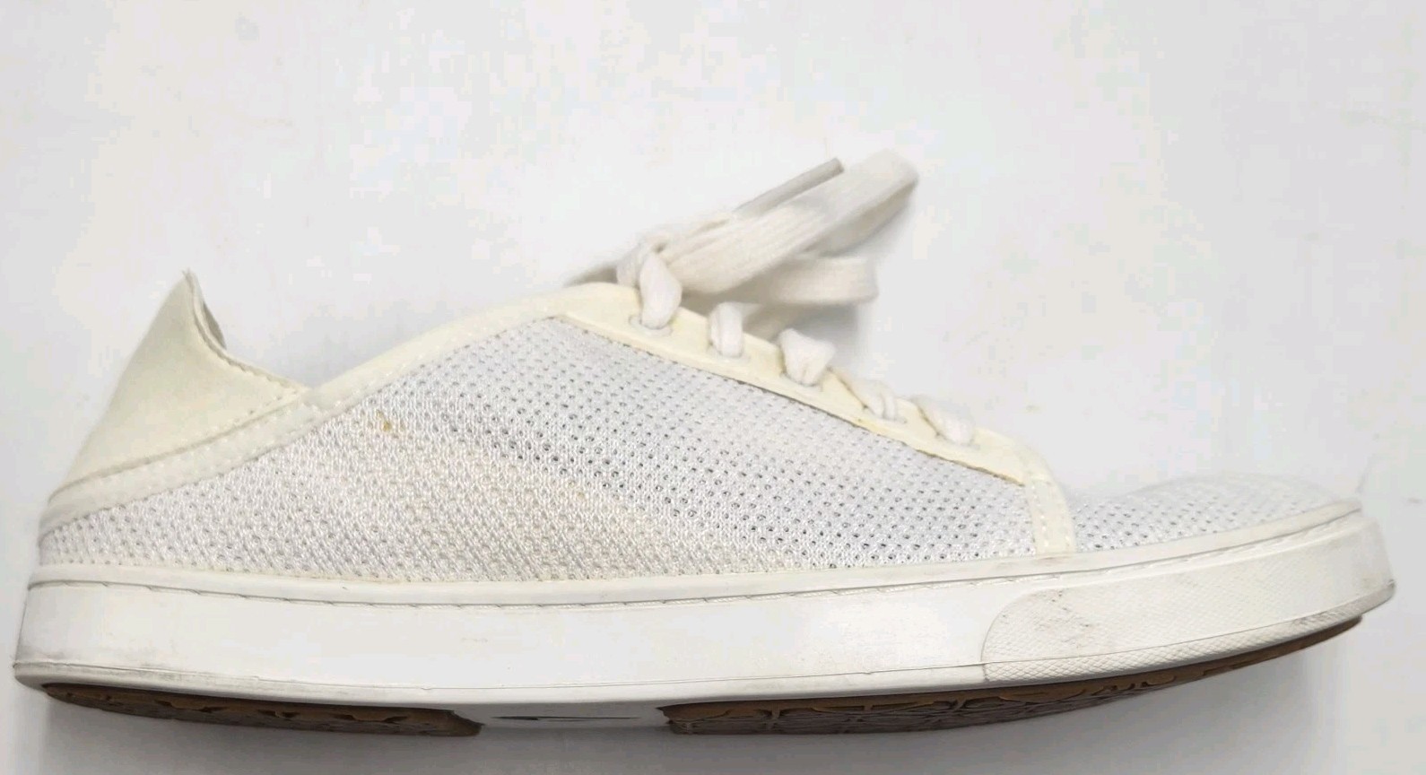Olukai Pehuea Li White Mesh Knit Sneaker Casual Shoes Women’s Size 7.5 Lace Up