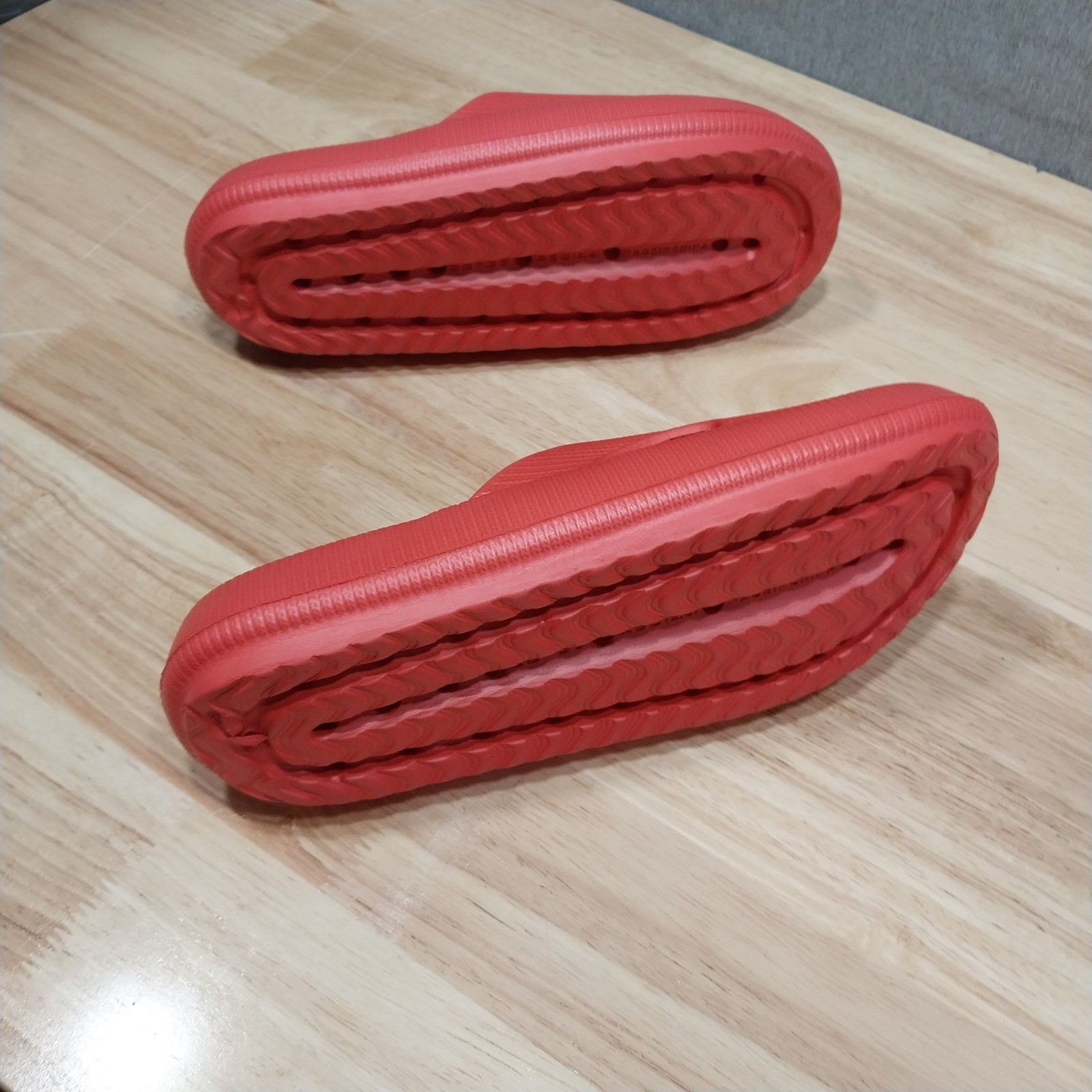 Unbranded Unisex Cloud Slide Sandals Platform Foam EU 38-39 Red/Salmon