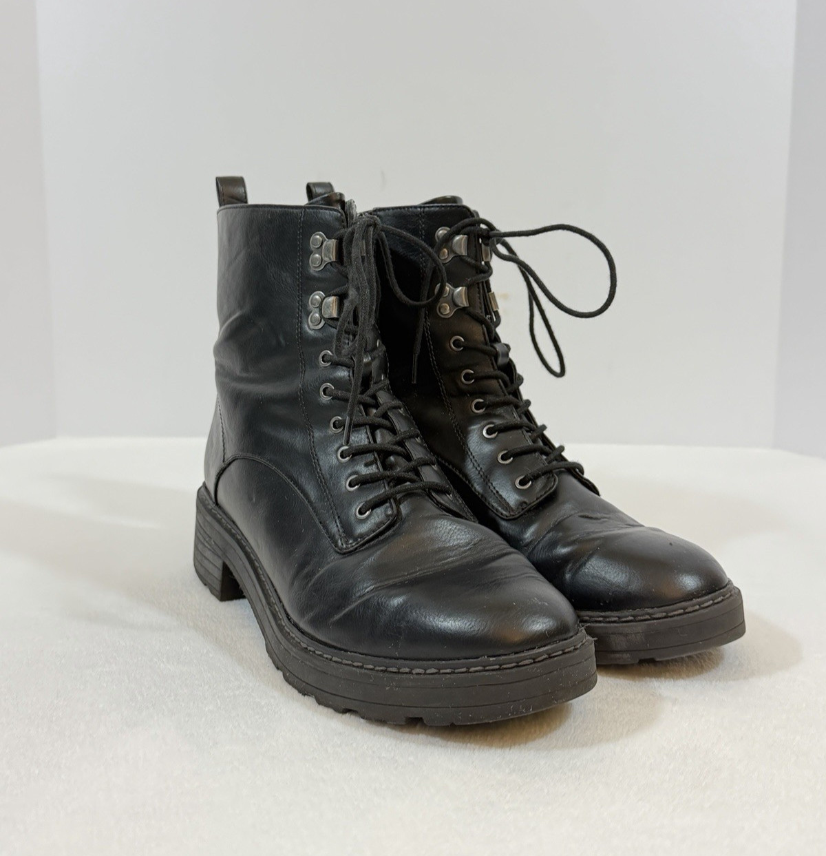 Universal Thread Women’s Black Combat Ankle Boots Lace-Up Side Zipper Size 10