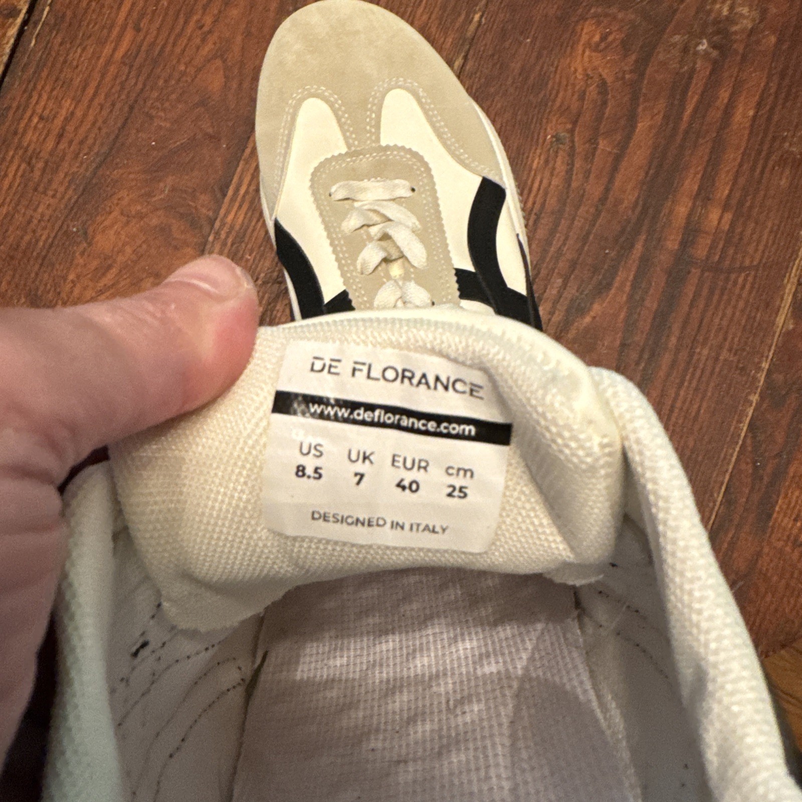 De Florance Women’s Sneakers Black/White/Beige, Size US 8.5