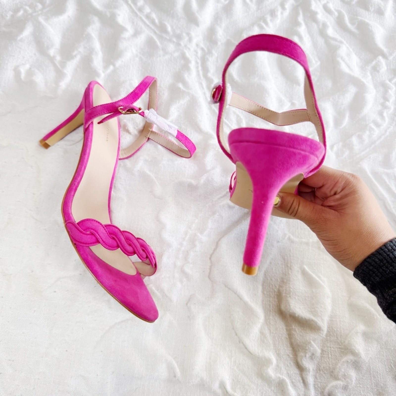 Stuart Weitzman Dancer Twistie 100Suede Sandal In Pink