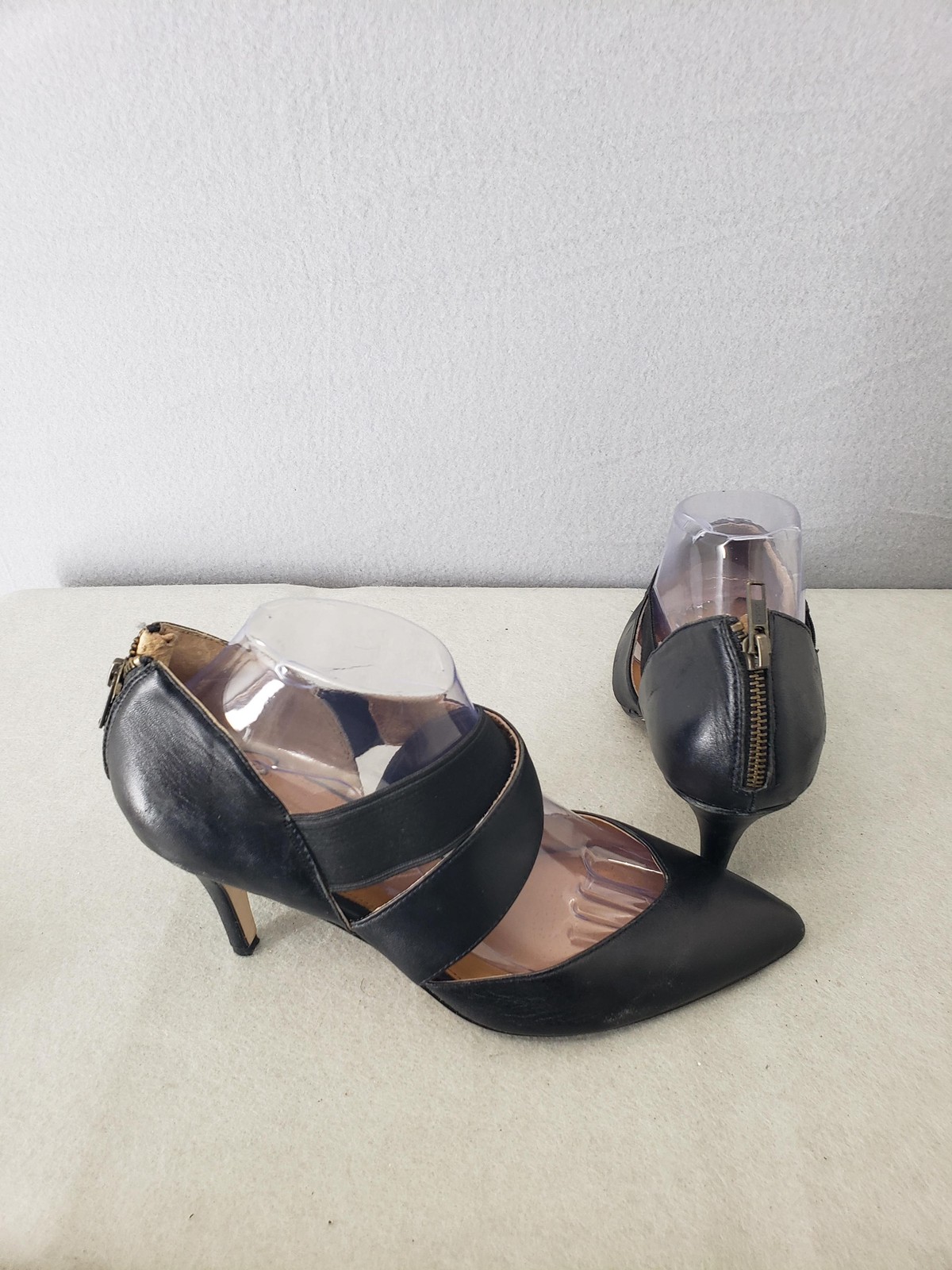Corso Como Womens Stiletto 10M Black Pointed Toe Dress Heels Zipper Strap Shoes
