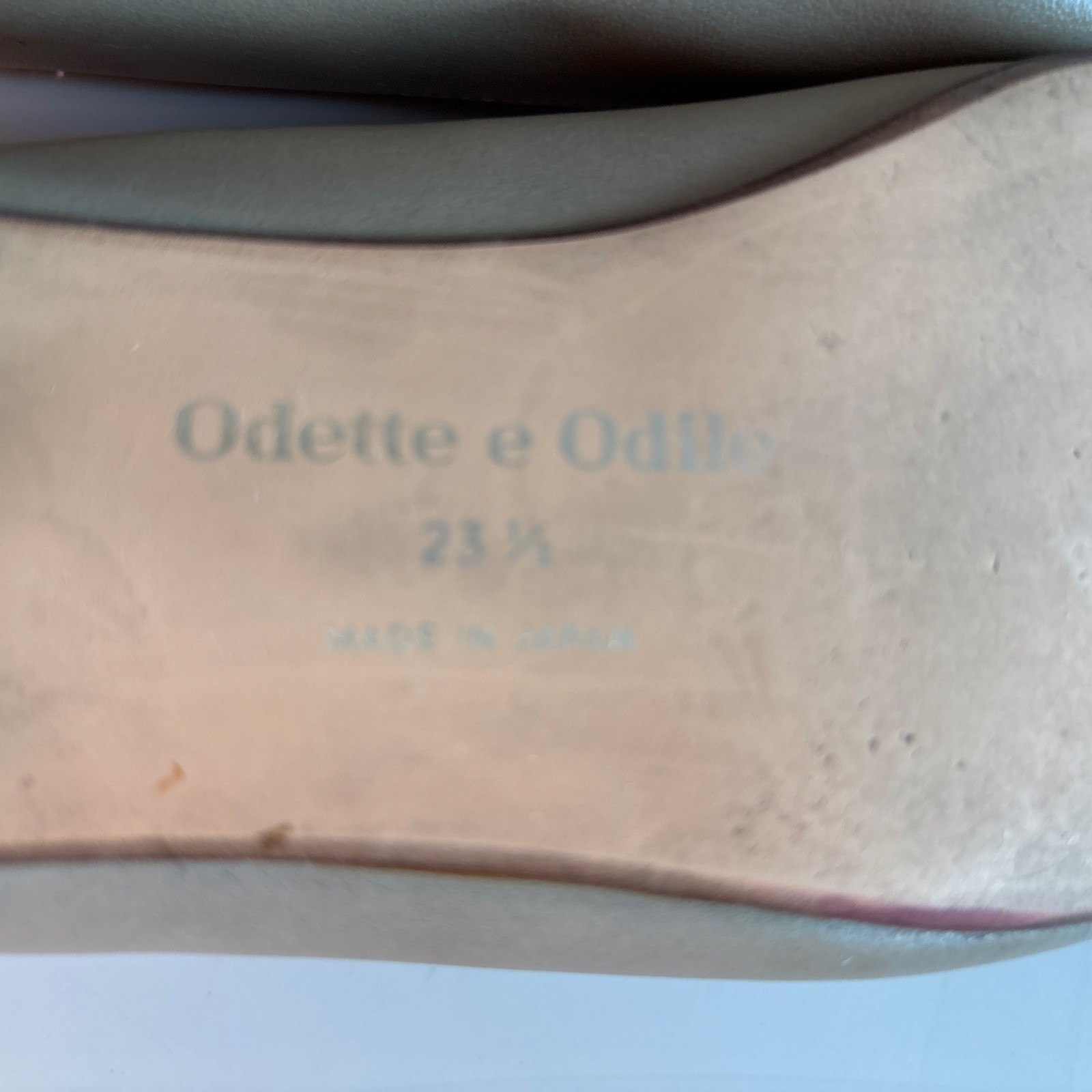 Women’s Odette E Odile Light Taupe Flats Japan Size 23 1/2 US 6 1/2 – 7