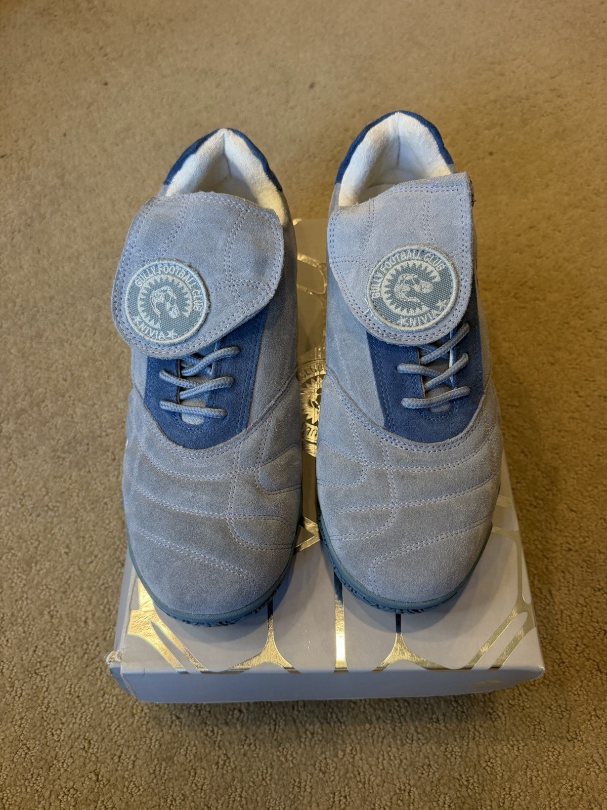 Size 10 – NiviaSport Blue Soccer Club Sneakers NEW