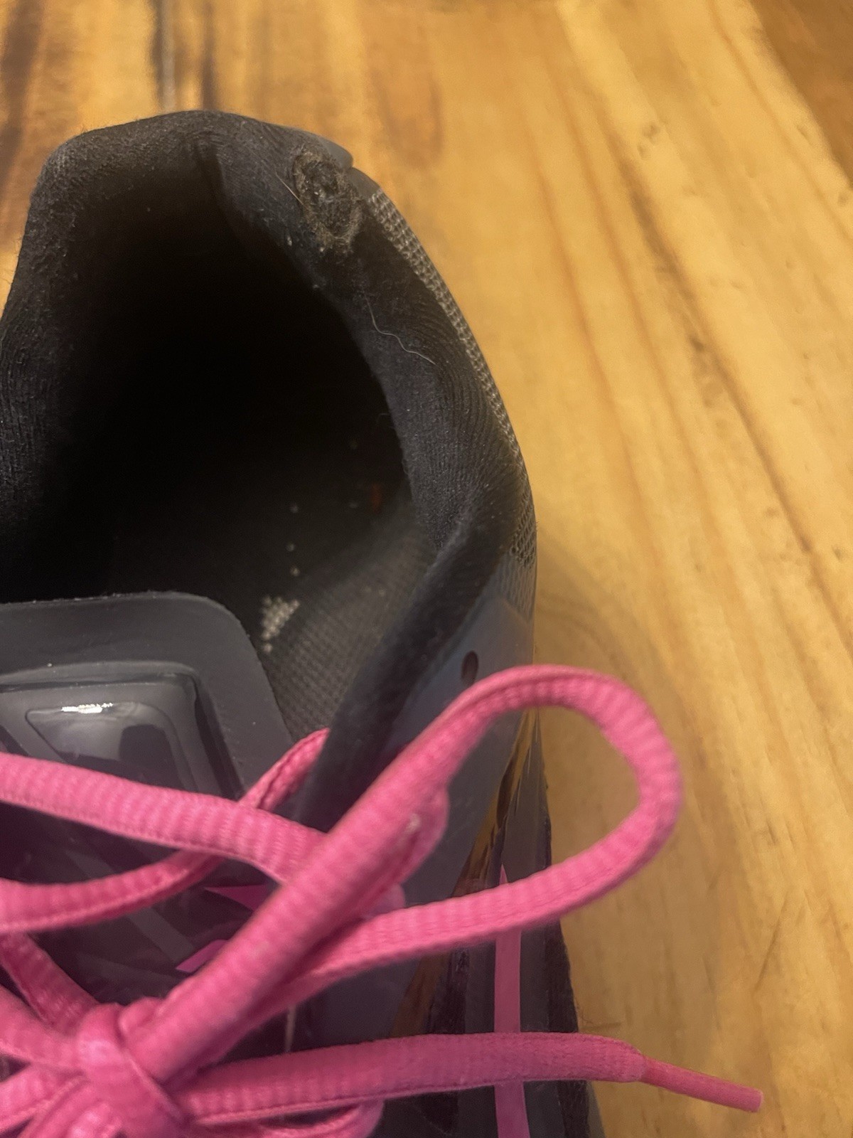 Mizuno Wave Lightning Z2 Women’s Size 10 Athletic Volleyball Shoes Black/Pink
