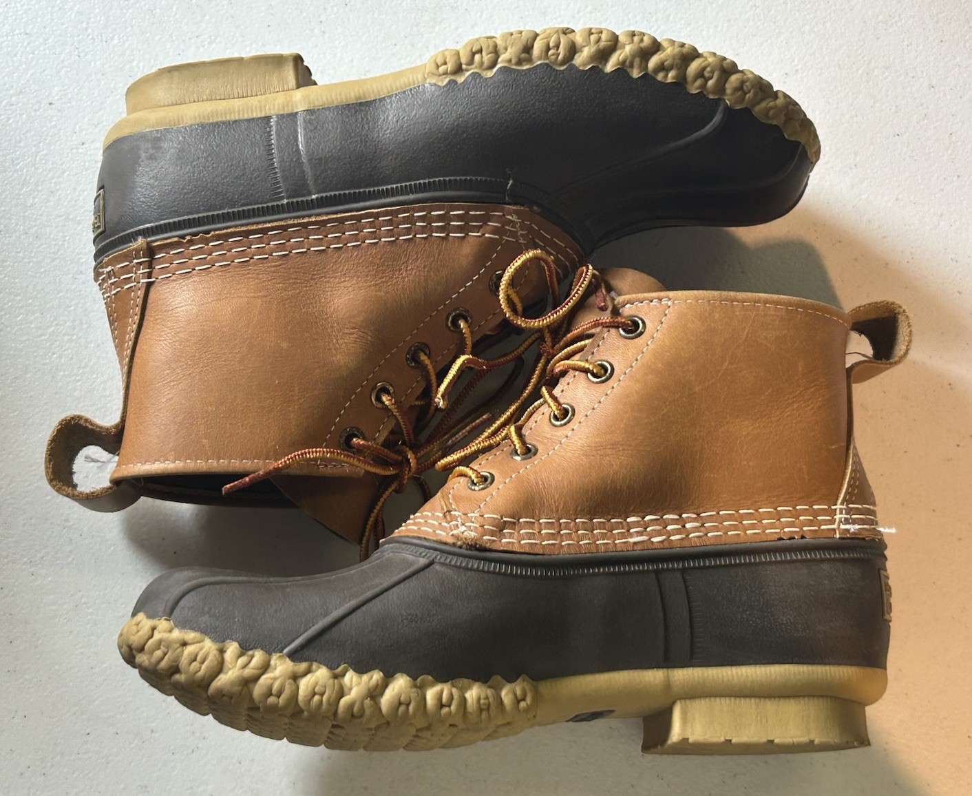 LL BEAN Boot Women’s Waterproof Duck Size 8M Brown 8″ Leather Made in the USA!