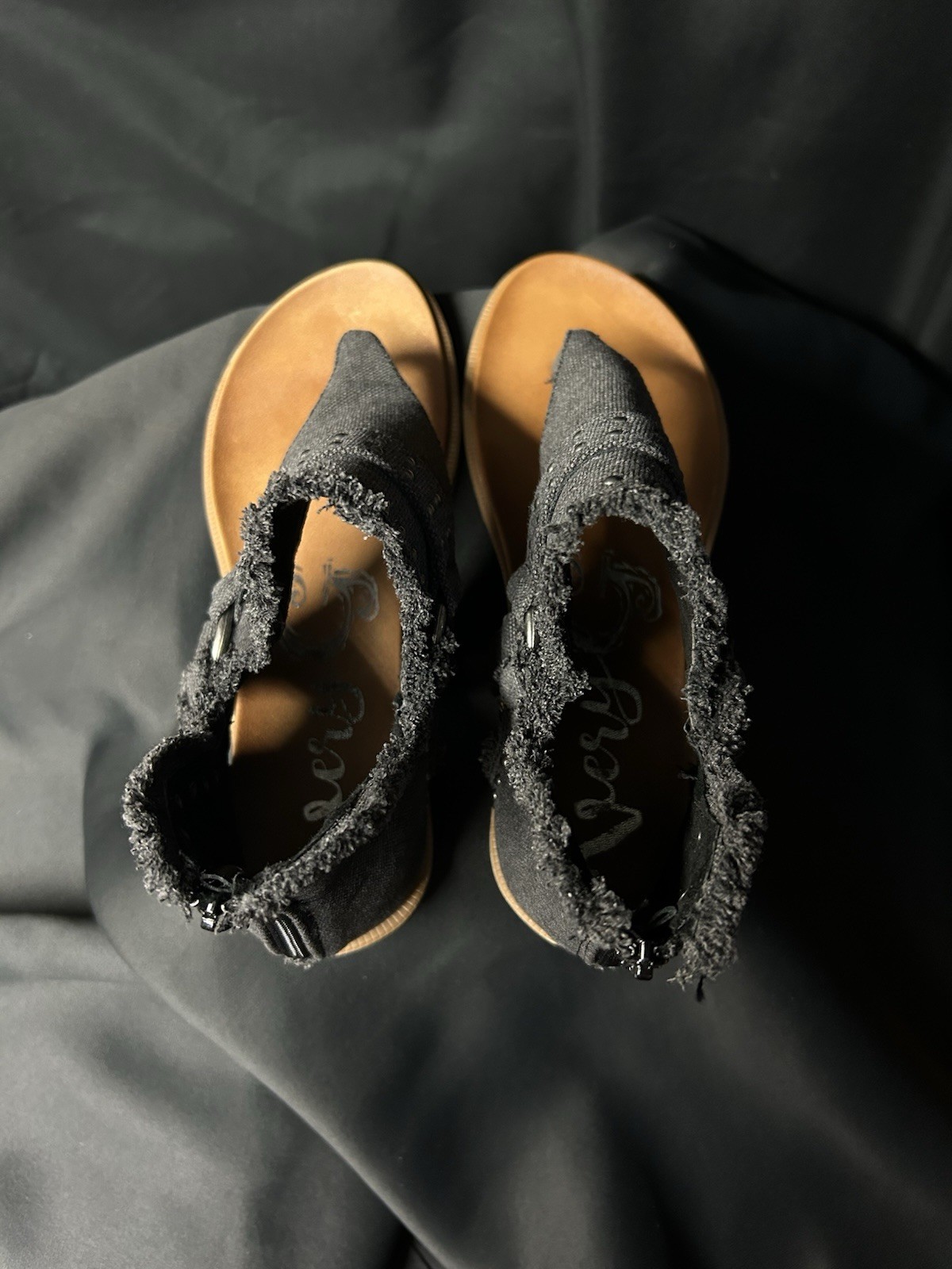 Very G Black Studded zipper Thong Sandals Size 9
