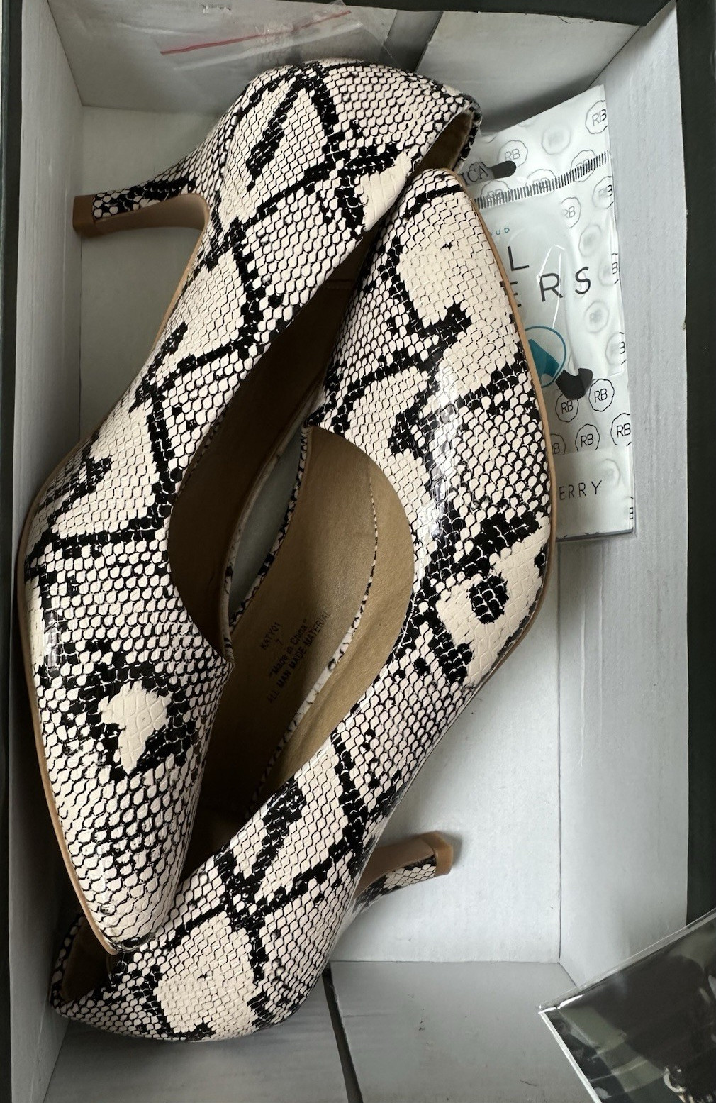 Riverberry Beige/Black Snake Print Pointed Toe Kitten Heel Pumps Slip On 7