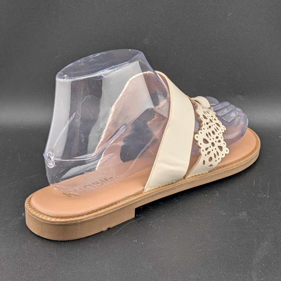 Kensie Madison Size 7.5 Ivory Cutout Toe Loop Slide Flat Sandals