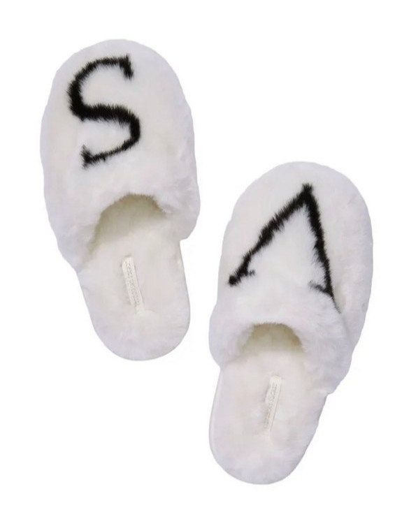 Victoria’s Secret VS Soft Plush Closed Toe Faux Fur Slippers White S M L NWT