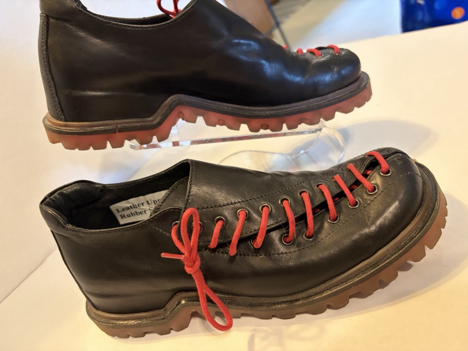 Wind Leather Upper Rubber Sole Itsly Size 36 Black W/Red Laces