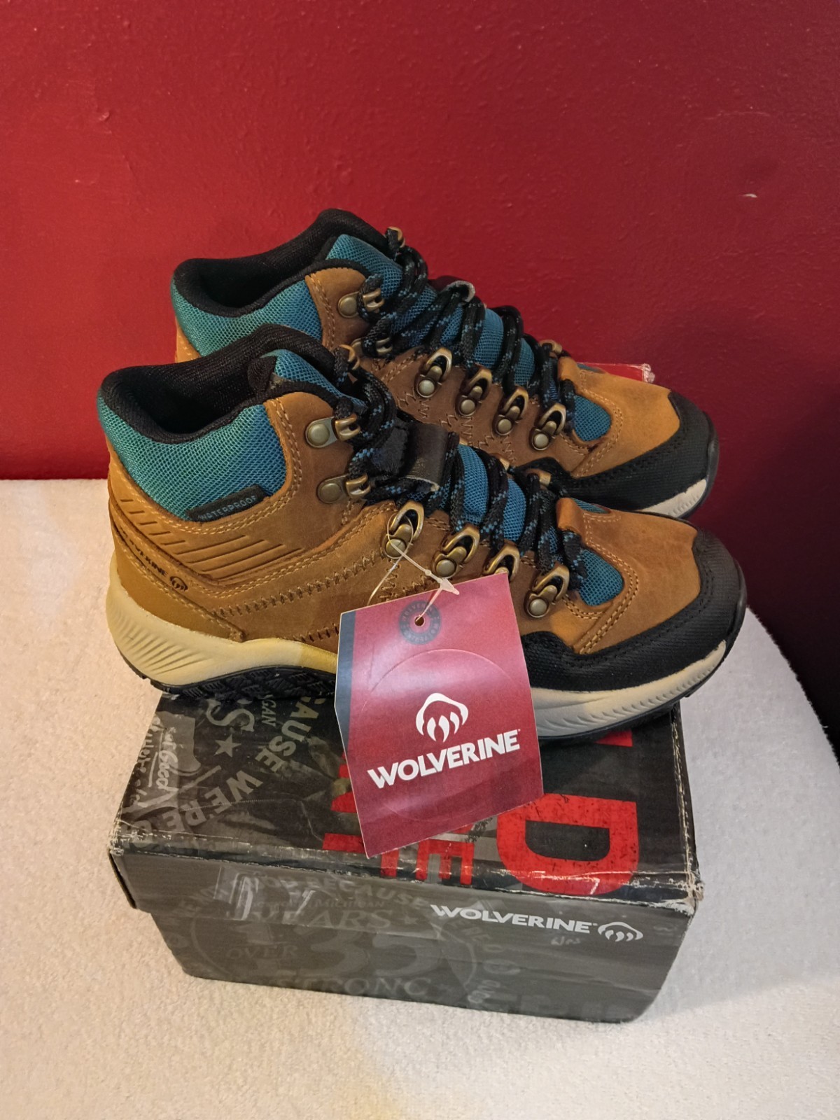 Women’s Wolverine Luton Mid Hiker Waterproof Skid Resistant Hiker Boot 6 M