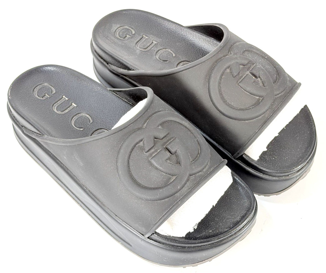 [GUCCI] Very Good Gucci Rubber Slides Black Double G Sandals Size (Women’s 9)