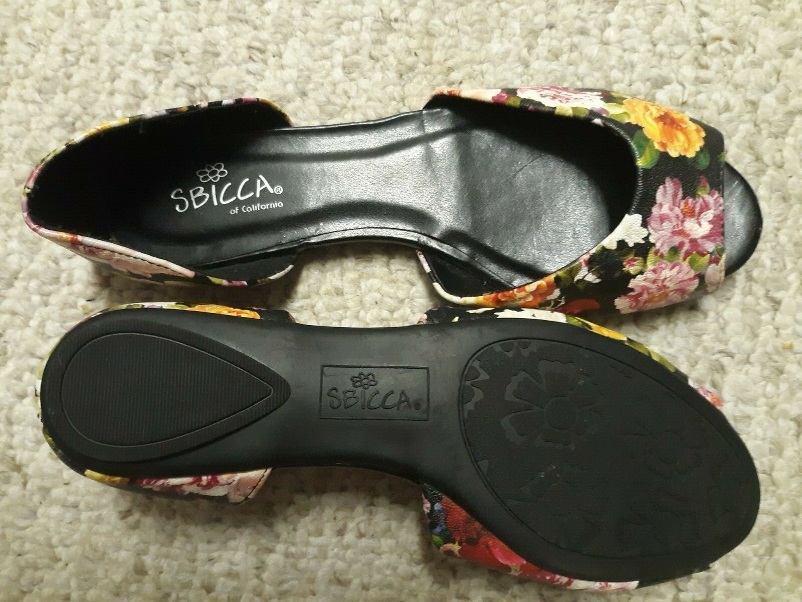 Cute SBICCA Black White Pink Yellow Green FLORAL Women’s Size 6 M Open Toe Flats
