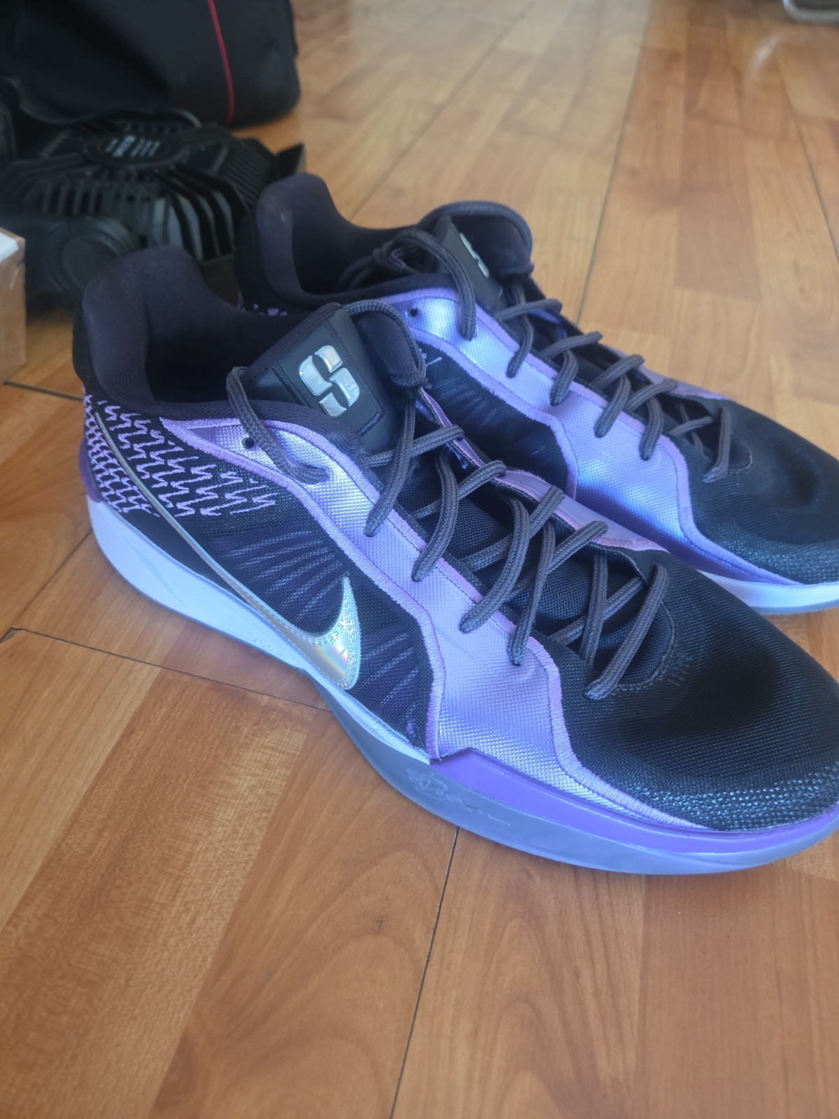 Size 14.5 W (13mens) – Nike Sabrina 2 Court Vision W