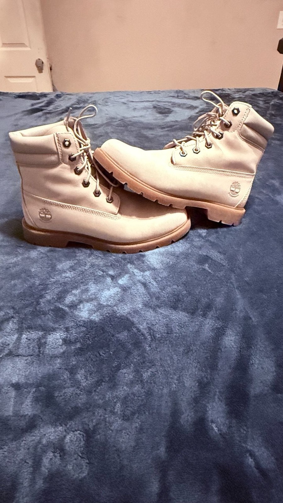 Timberland Women’s Linden Woods 6-Inch Waterproof Boots in Light Taupe Nubuck