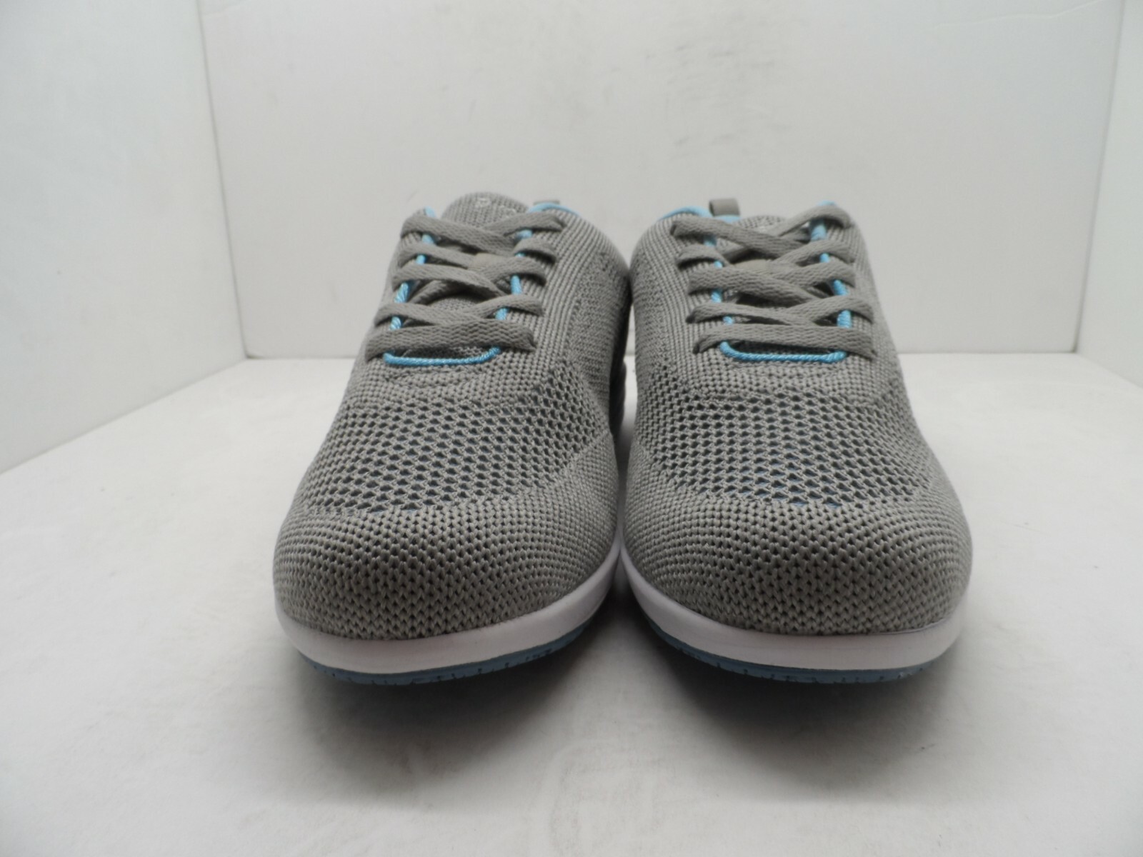 Propet Women’s Washable Walker Evolution Shoe WCS012M Light Gray/Light Blue 9D
