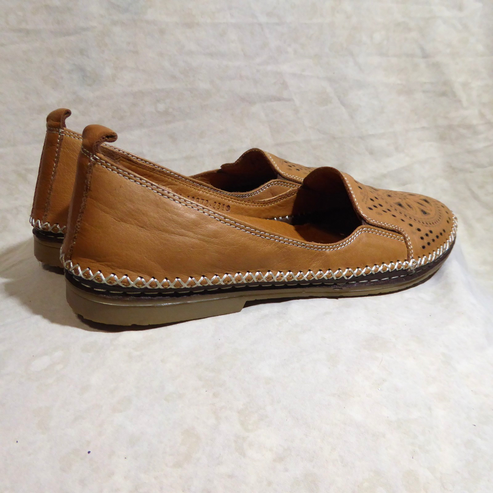 🩰 Spring Step Ingrid Loafer Flats sz 10 M (41) Laser Cut Whiskey Brown Leather