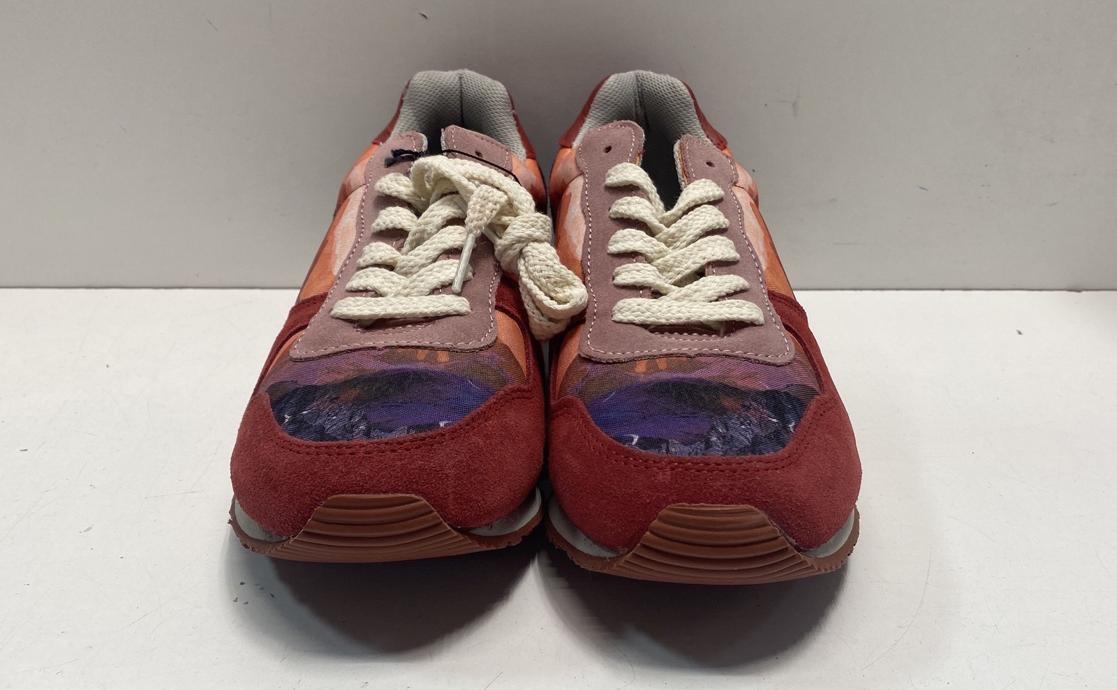Inkkas Blue Ridge Mountain Print Low Top Sneakers Women’s 10 Men’s 8