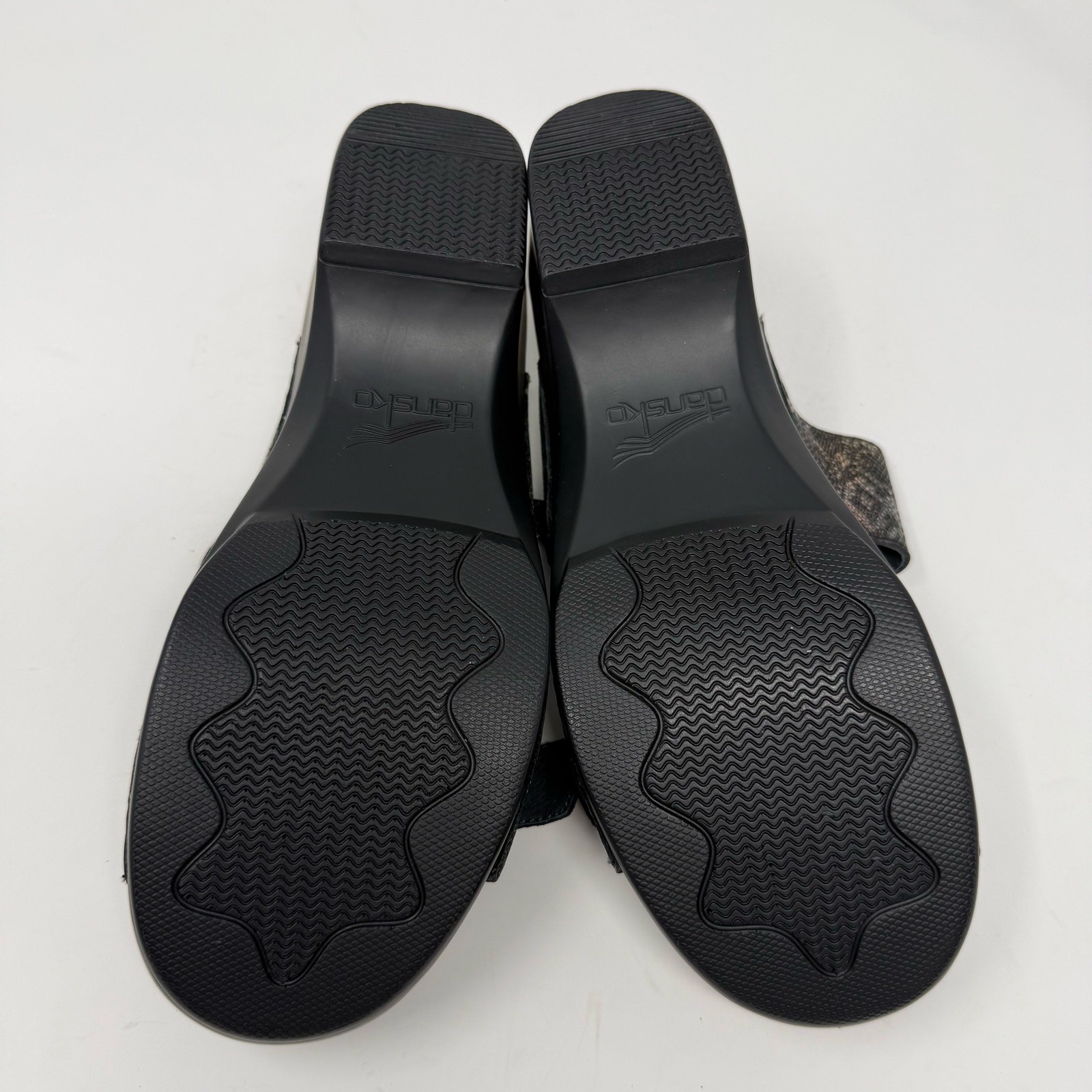 NEW Dansko Sophie Black Metallic Sandals Size 41 (US 10.5-11) Comfortable
