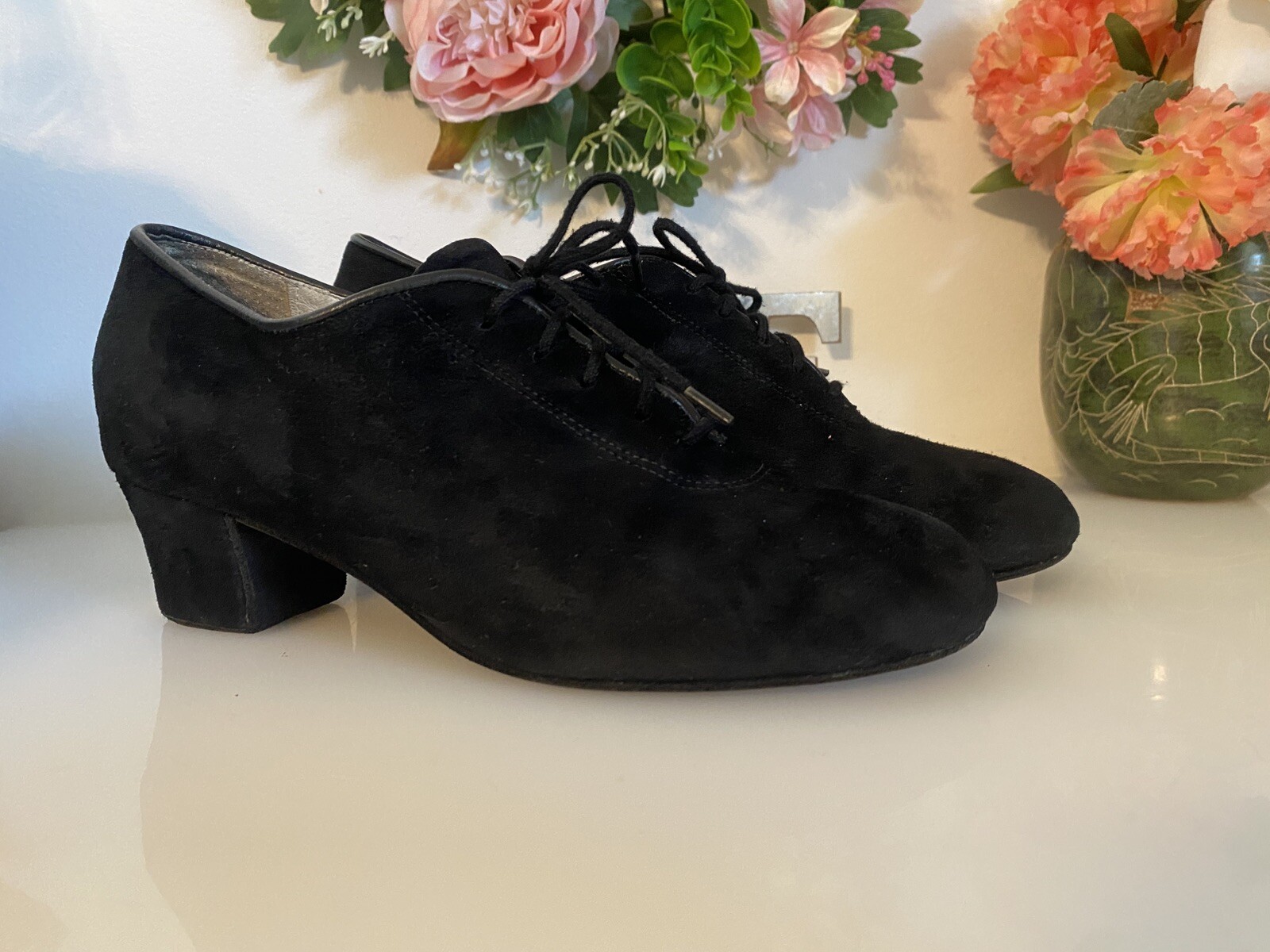 Vintage Celebrity Suede Handmade In USA Black Lace Up Heel Shoes Women Size 7.5