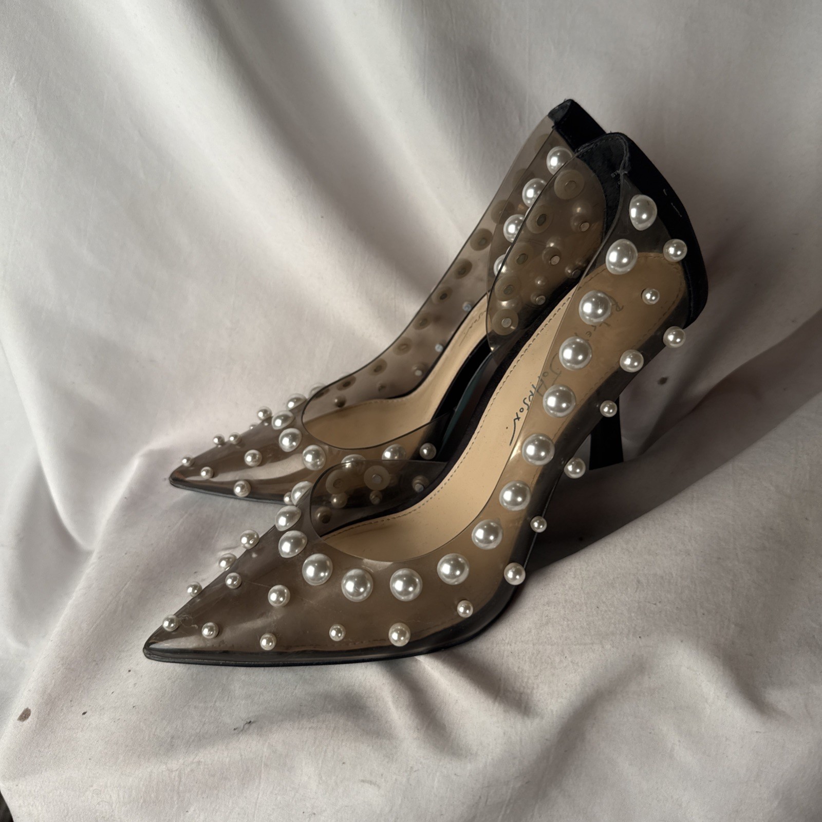 Betsey Johnson Pearl Studded Heels, Size 8.5 Sb Halo
