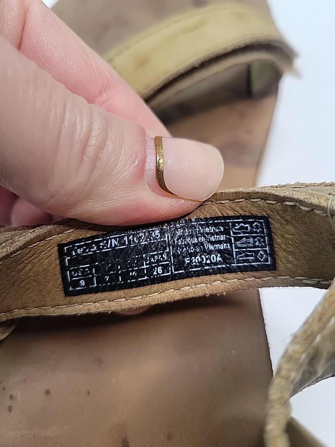 Teva Leather Midform Universal Tan Strappy Sandals Comfort Hiking Womens Size 9