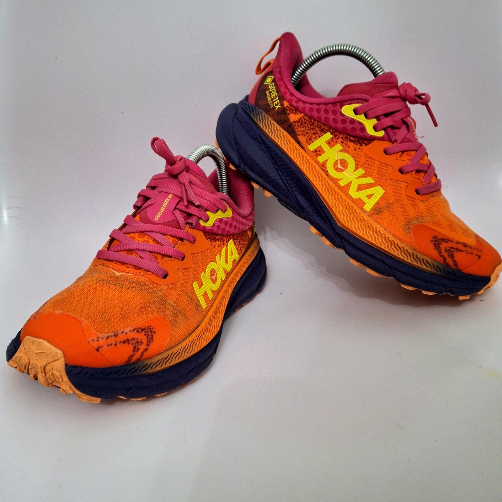 Hoka One One Women Challenger ATR 7 GTX GORE-TEX Running Sneaker Orange Pink 6.5